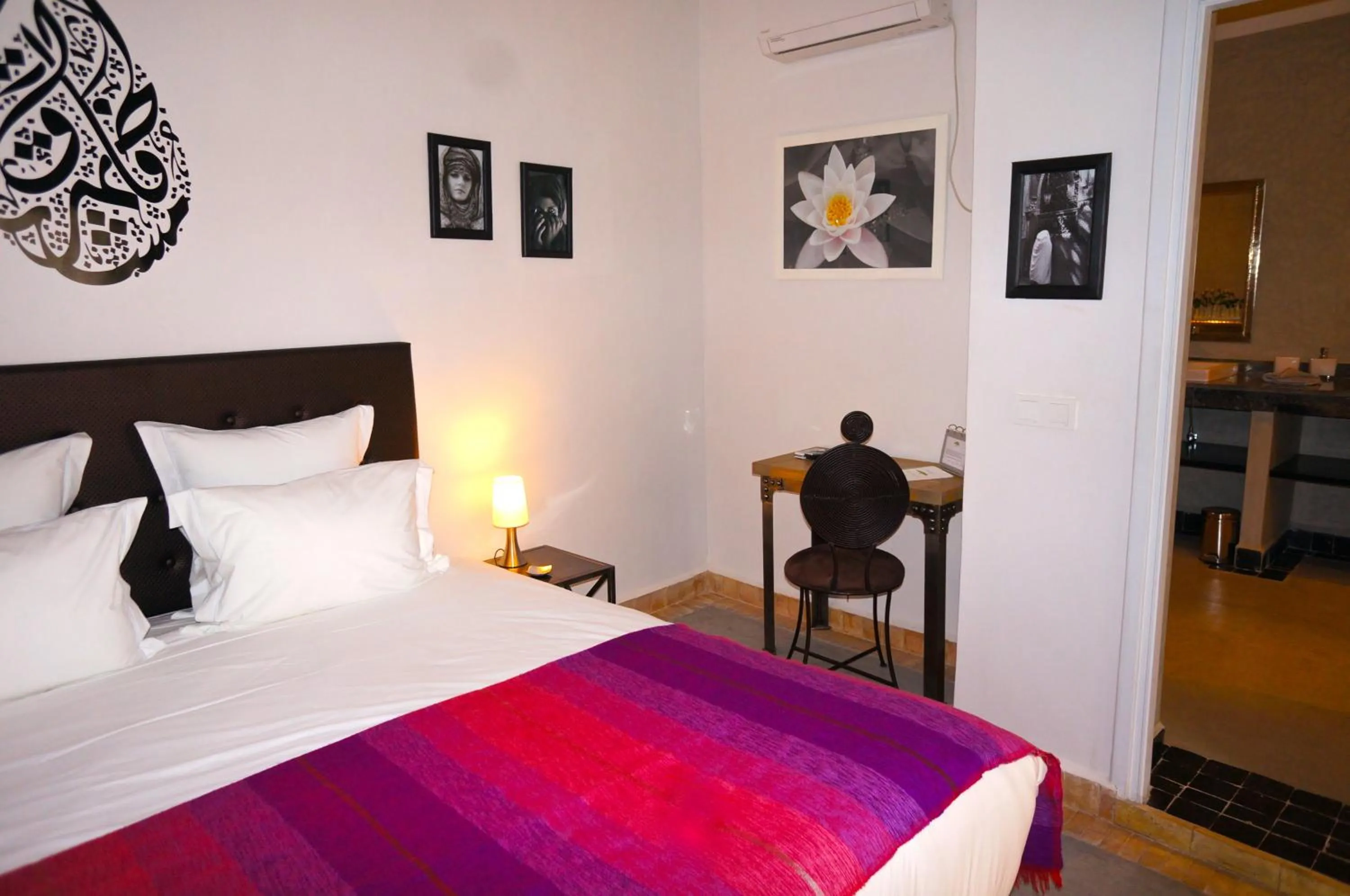 Bedroom, Bed in Riad Shanima SPA Marrakech