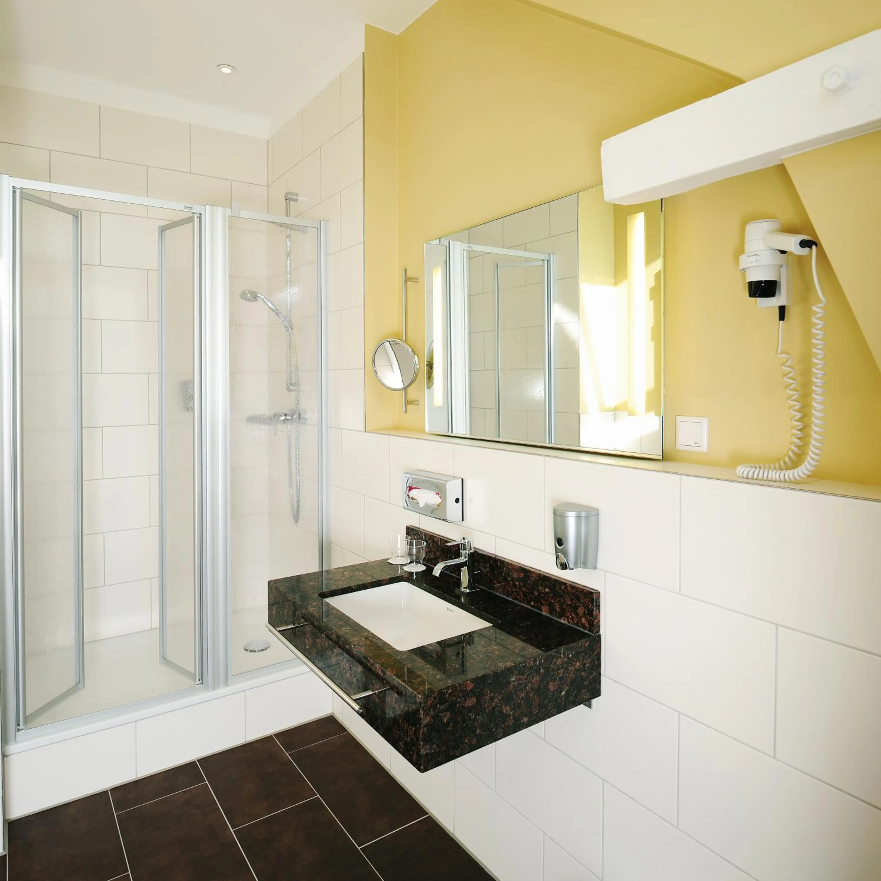 Bathroom in Bildungshaus St. Bernhard - Wohnen und Tagen