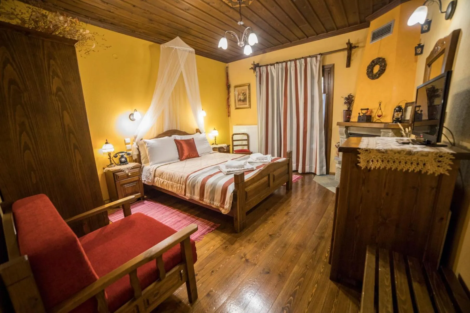 Bed in Archontiko Tsiboni