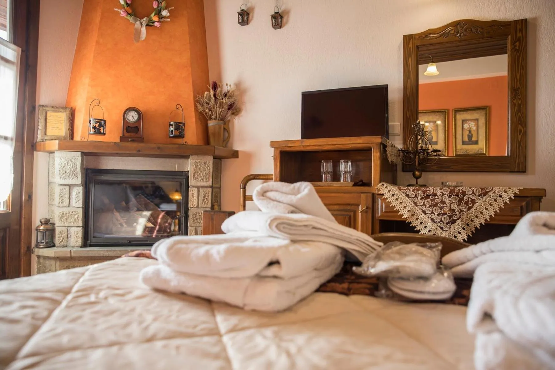 Bed in Archontiko Tsiboni