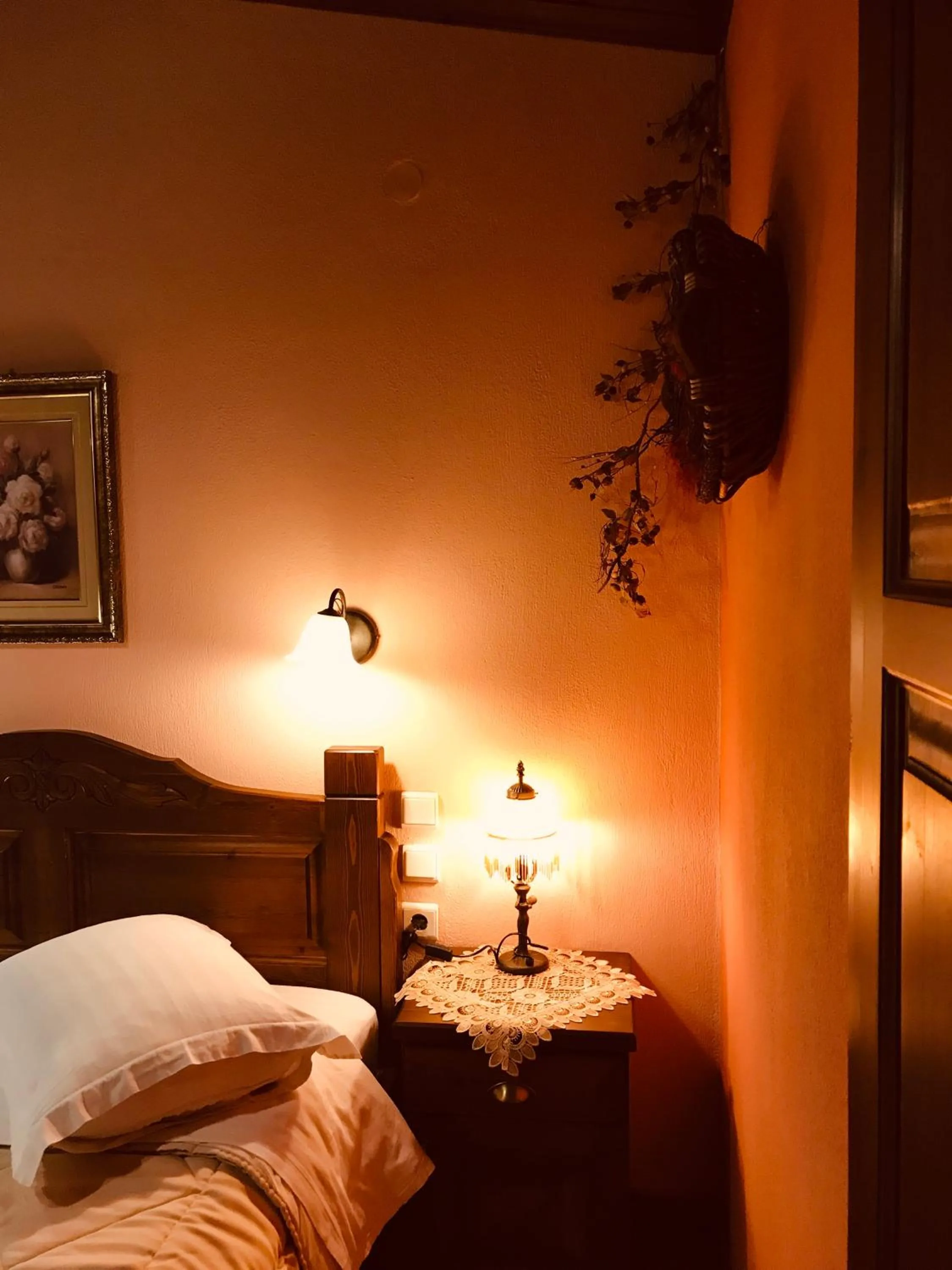 Bed in Archontiko Tsiboni