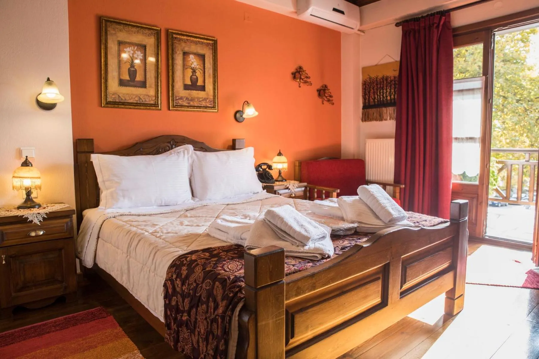 Bed in Archontiko Tsiboni