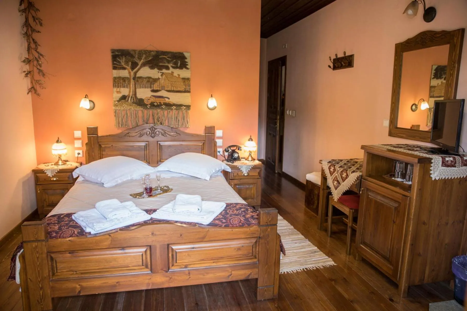 Bed in Archontiko Tsiboni