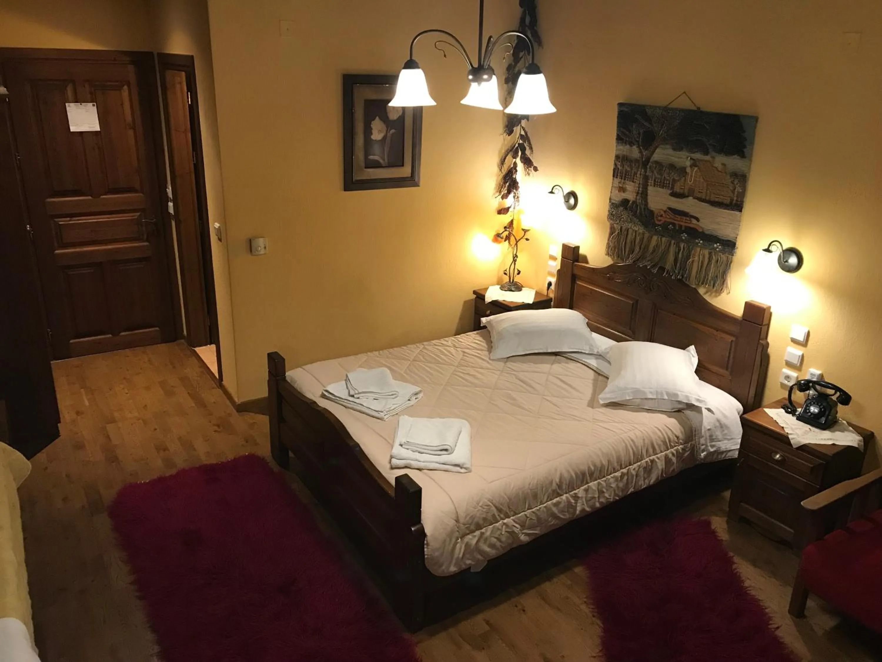 Bed in Archontiko Tsiboni