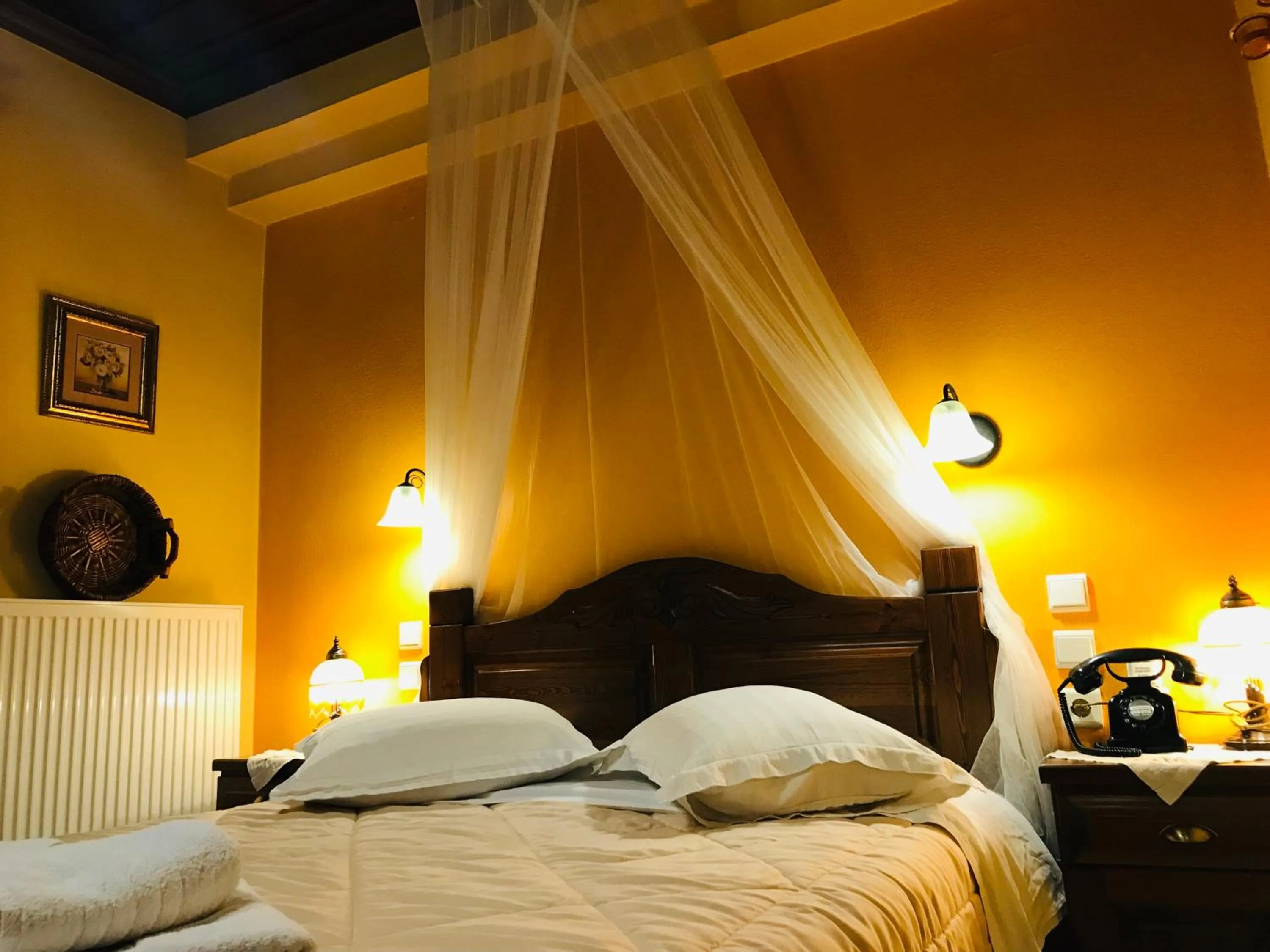 Bed in Archontiko Tsiboni