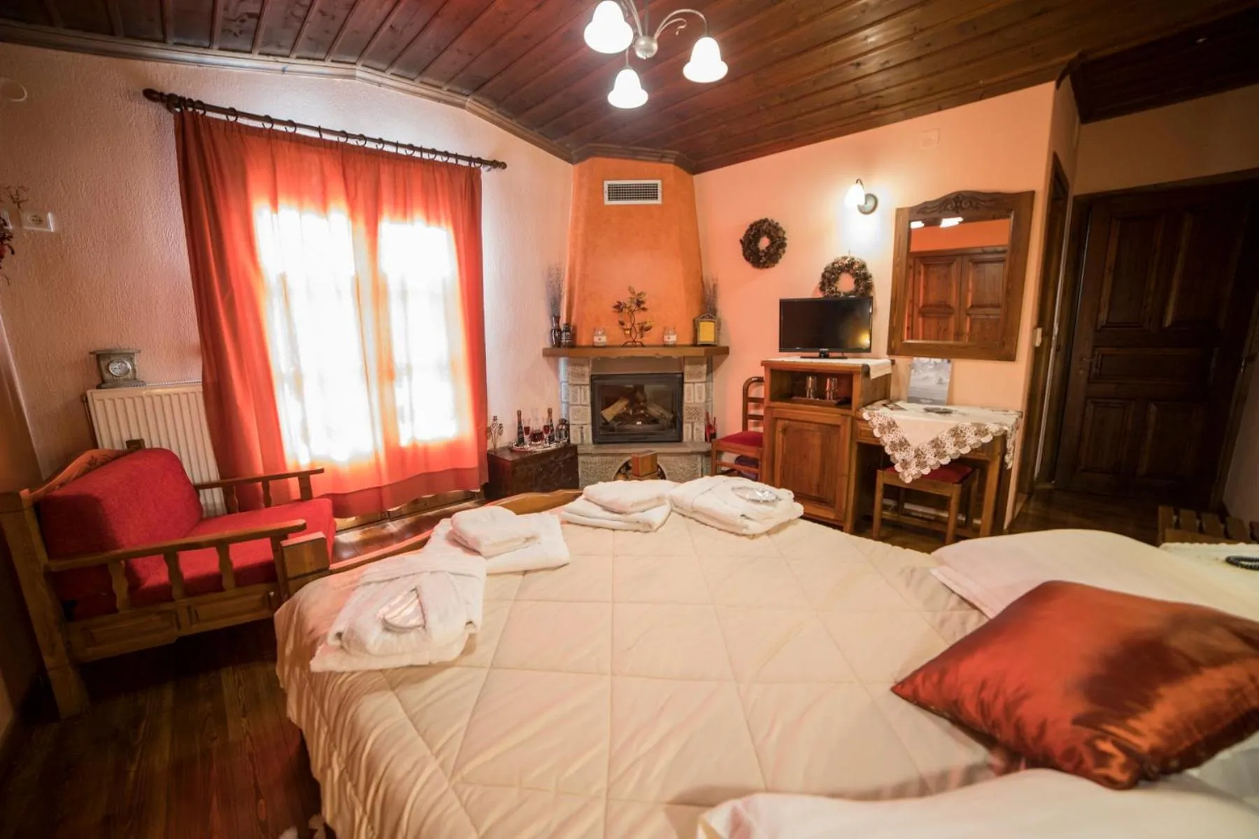Bed in Archontiko Tsiboni