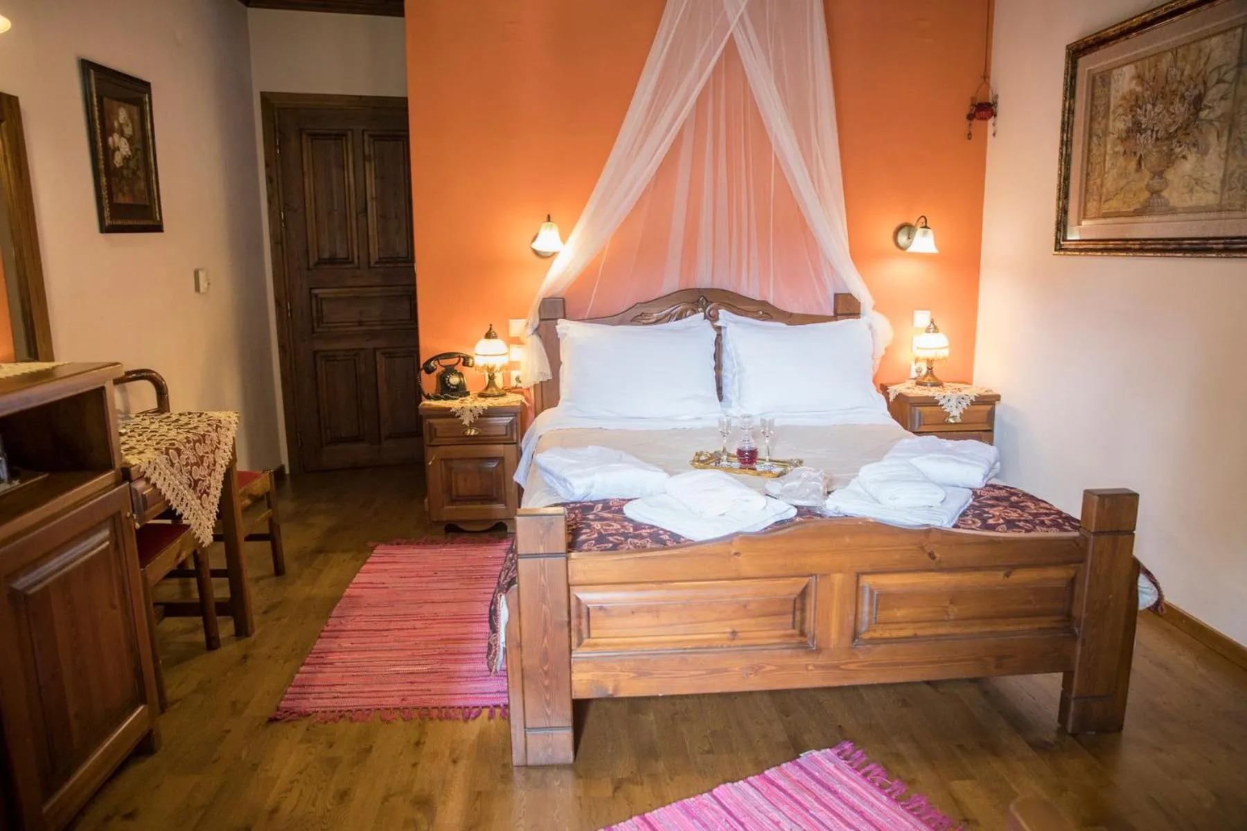 Bed in Archontiko Tsiboni