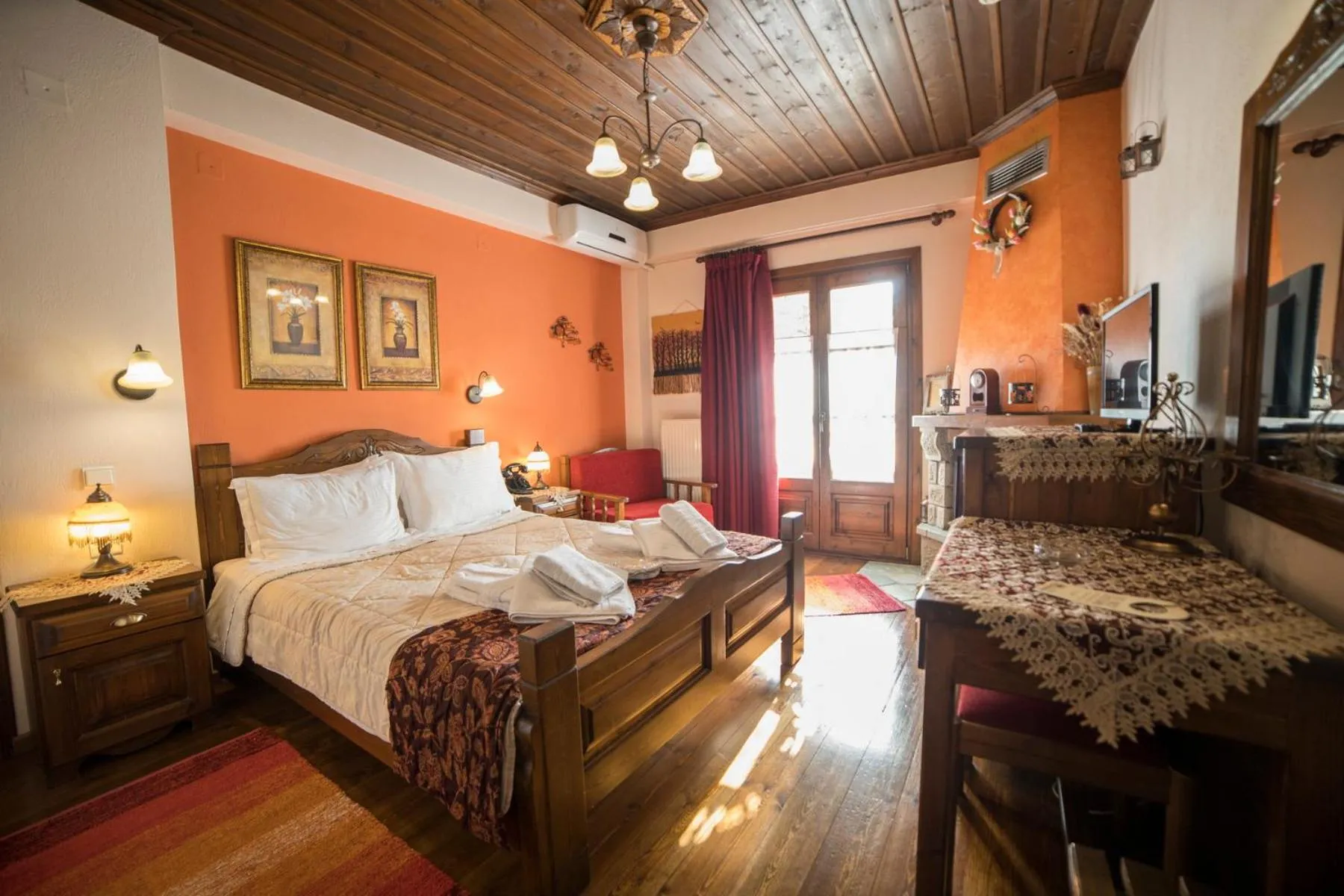 Bed in Archontiko Tsiboni