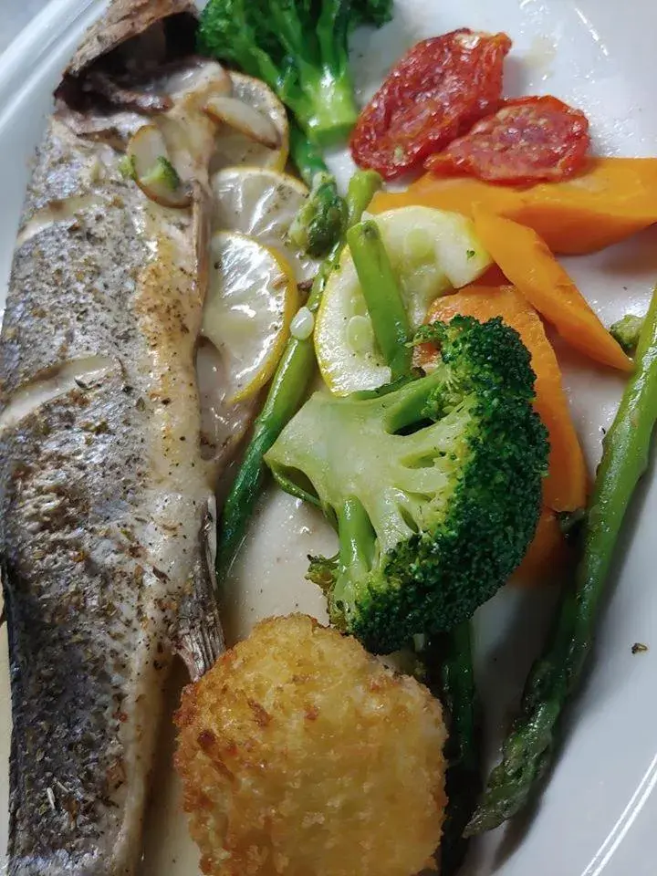 Food and drinks in Jones Beach Hotel Food and drinks in Jones Beach Hotel