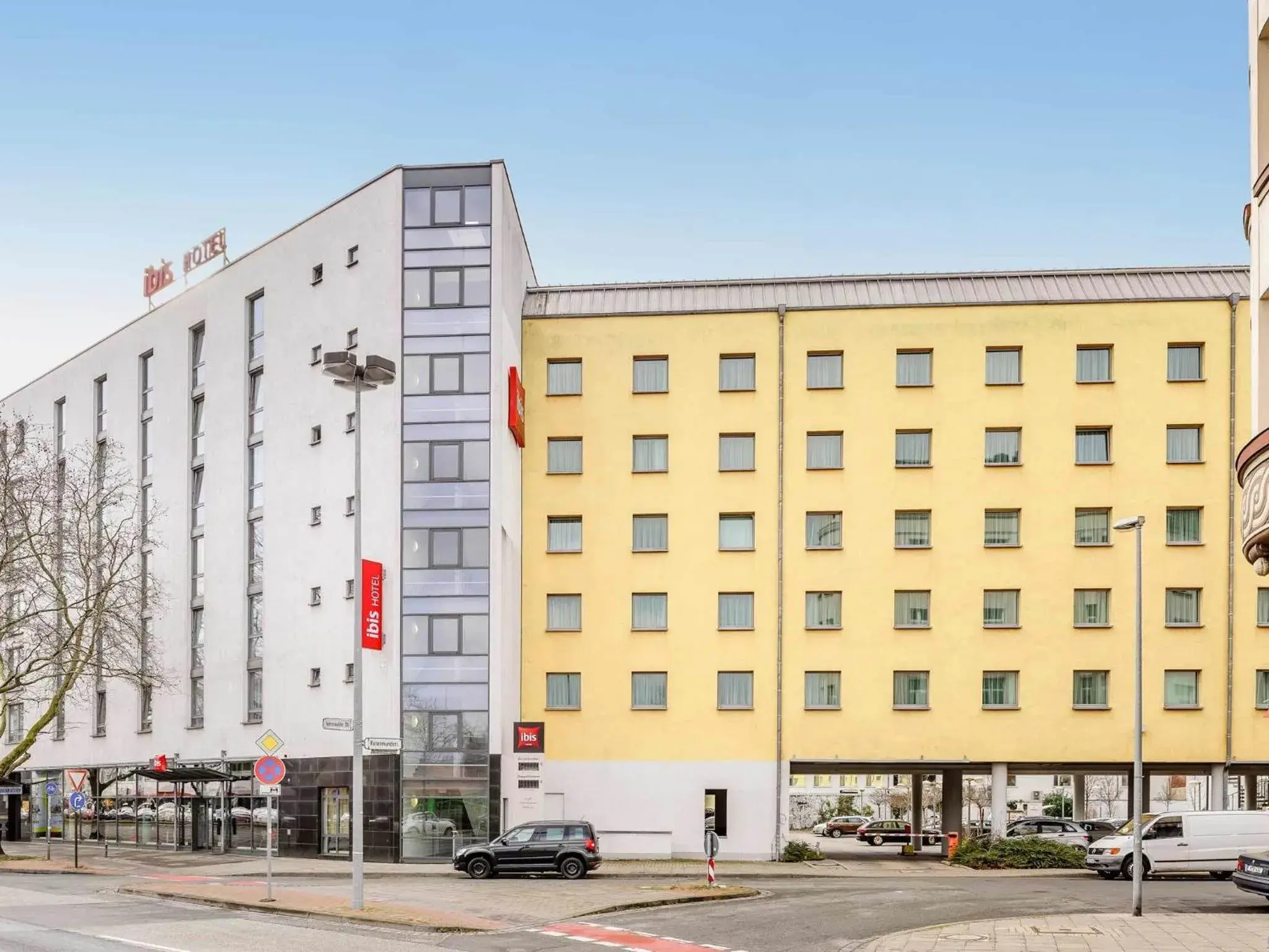 Property building in ibis Hotel Hannover City Property building in ibis Hotel Hannover City