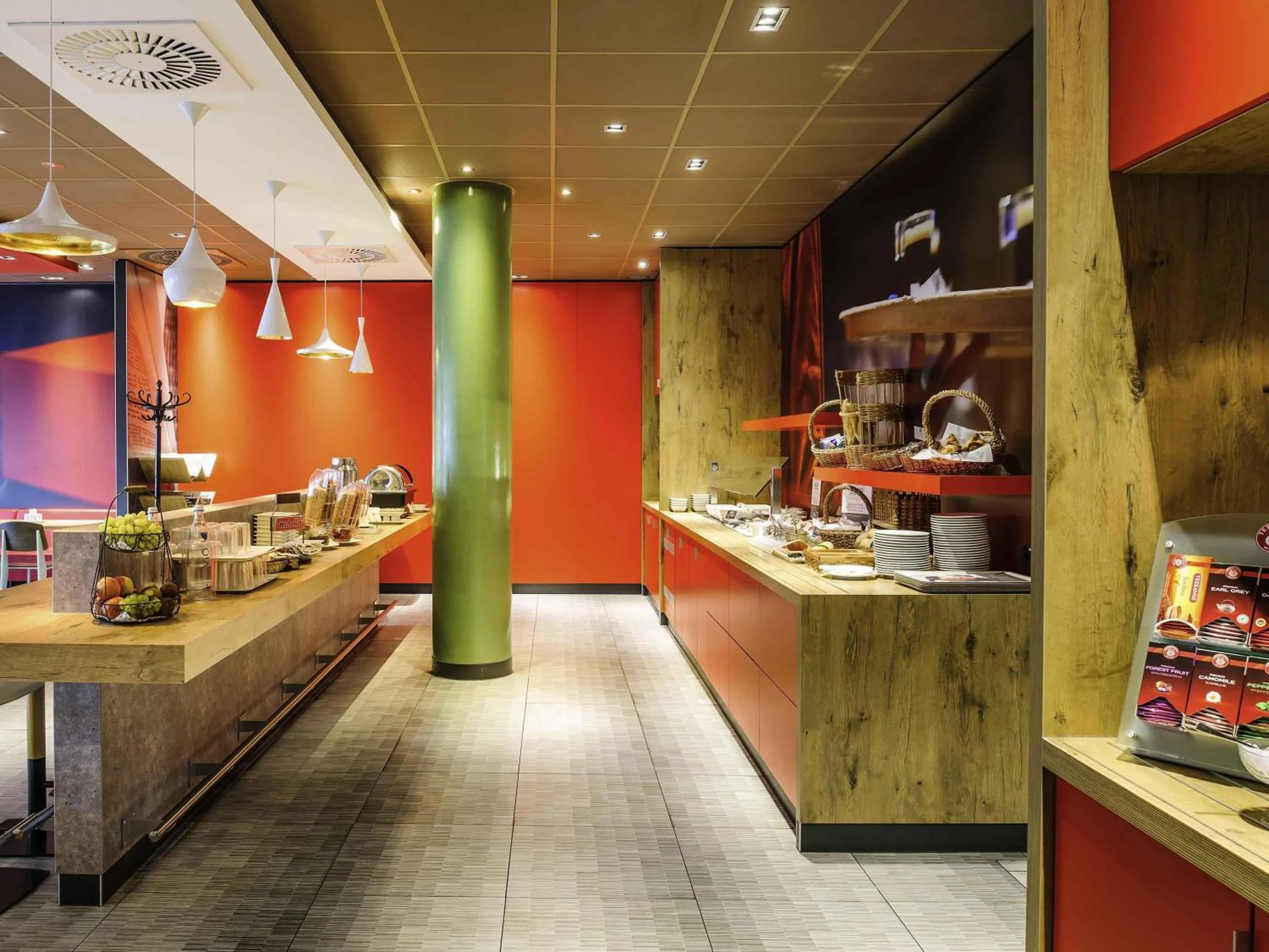 Restaurant/places to eat in ibis Hotel Hannover City
