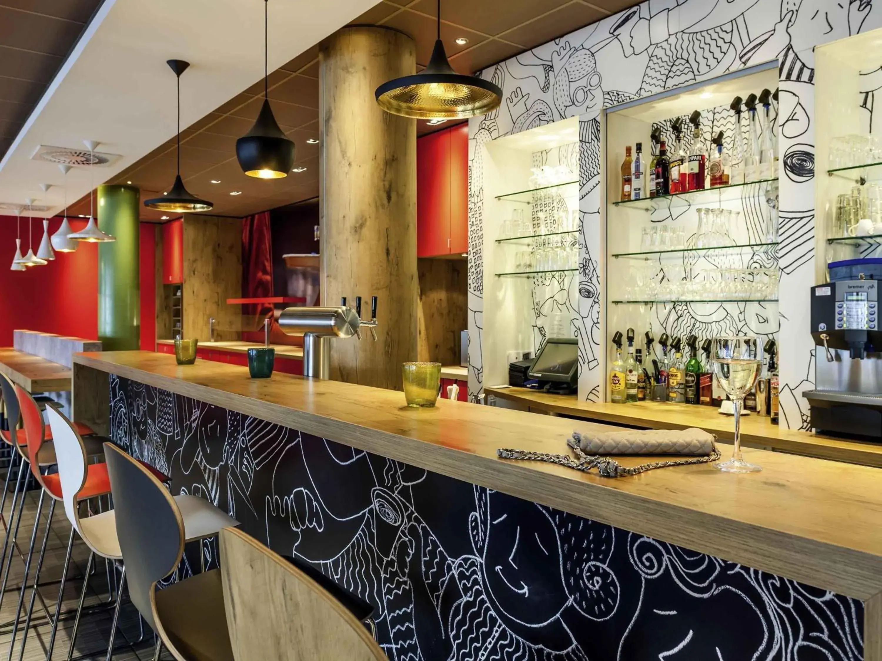 Lounge or bar in ibis Hotel Hannover City Lounge or bar in ibis Hotel Hannover City