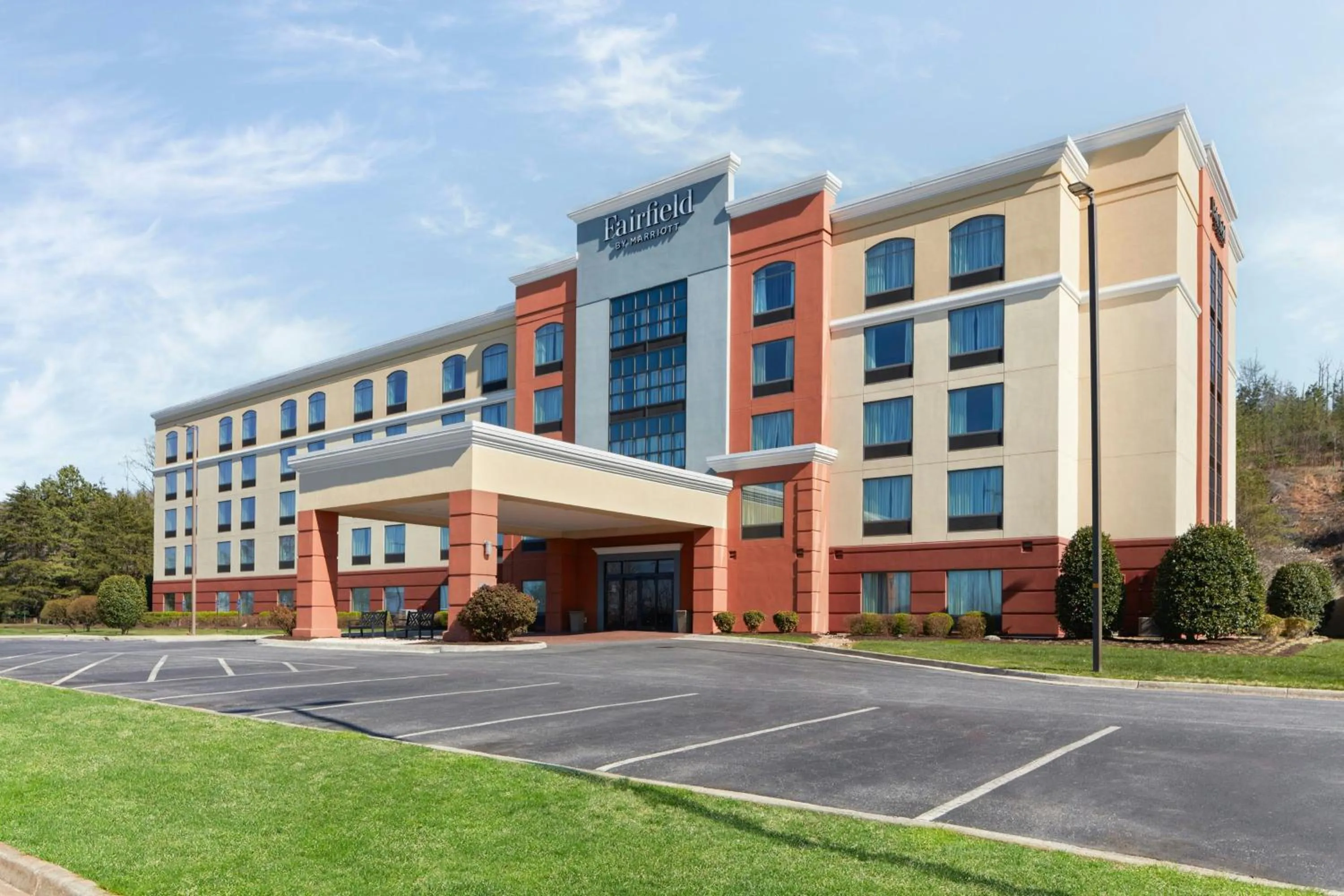 Property building in Fairfield Inn & Suites by Marriott Lynchburg Liberty University