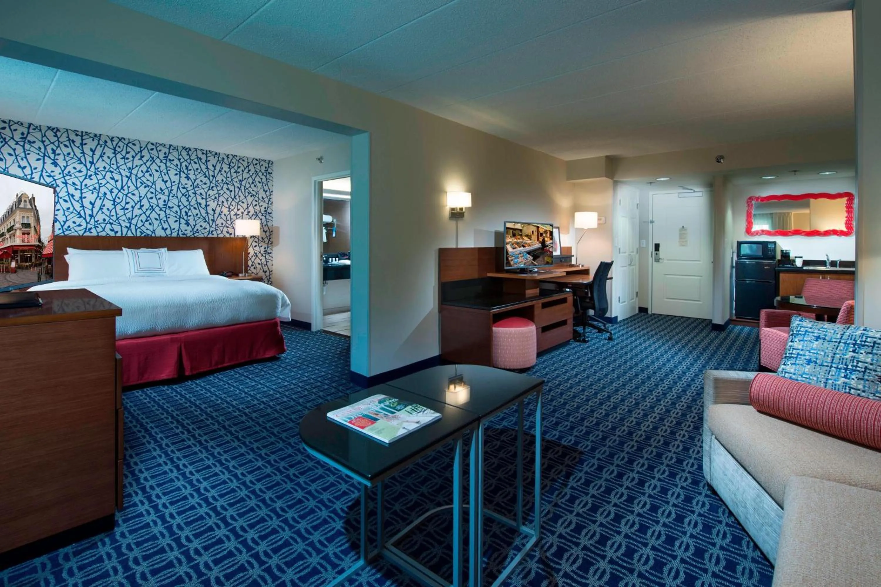 Photo of the whole room, Bed in Fairfield Inn & Suites by Marriott Lynchburg Liberty University