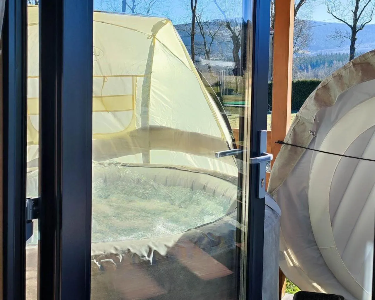 Hot Tub in Osada Widok na Góry - Dwa domki z Jacuzzi na wyłączność