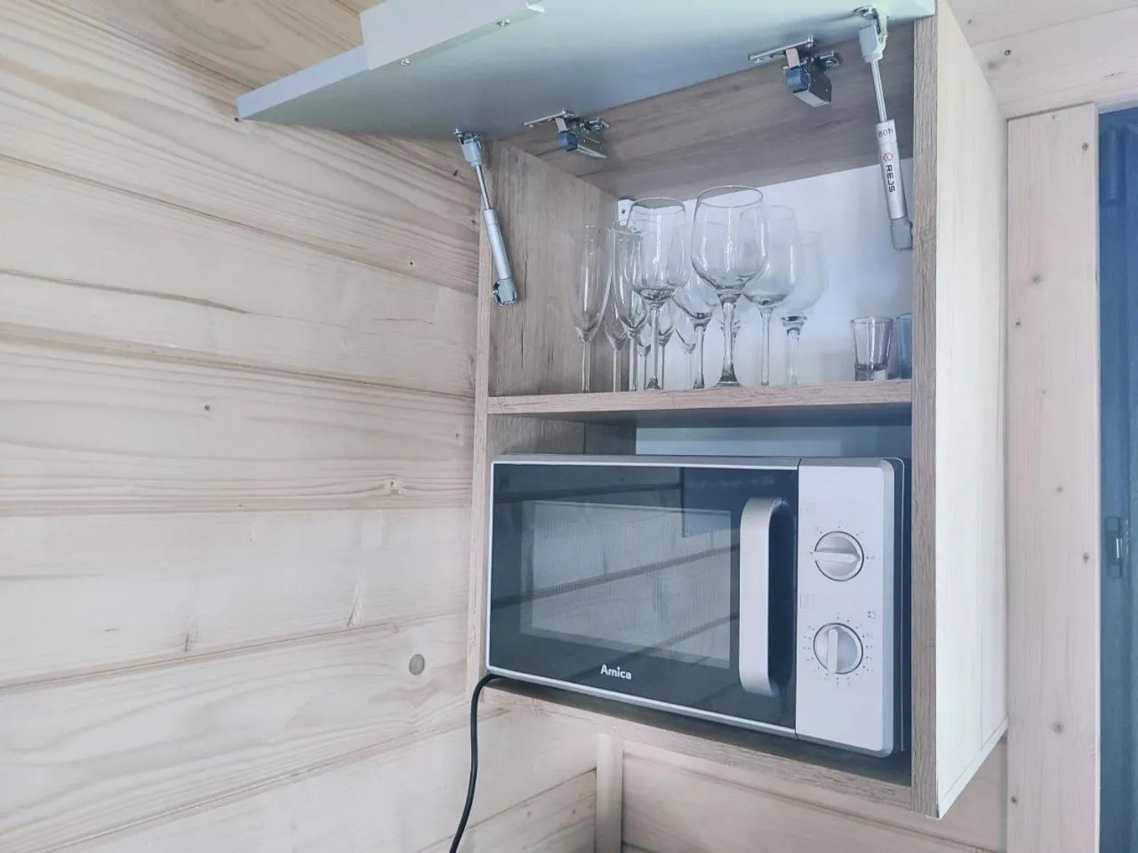 Kitchen or kitchenette in Osada Widok na Góry - Dwa domki z Jacuzzi na wyłączność