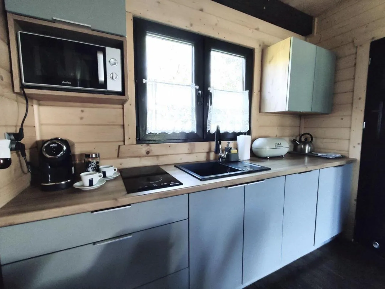 Coffee/tea facilities in Osada Widok na Góry - Dwa domki z Jacuzzi na wyłączność