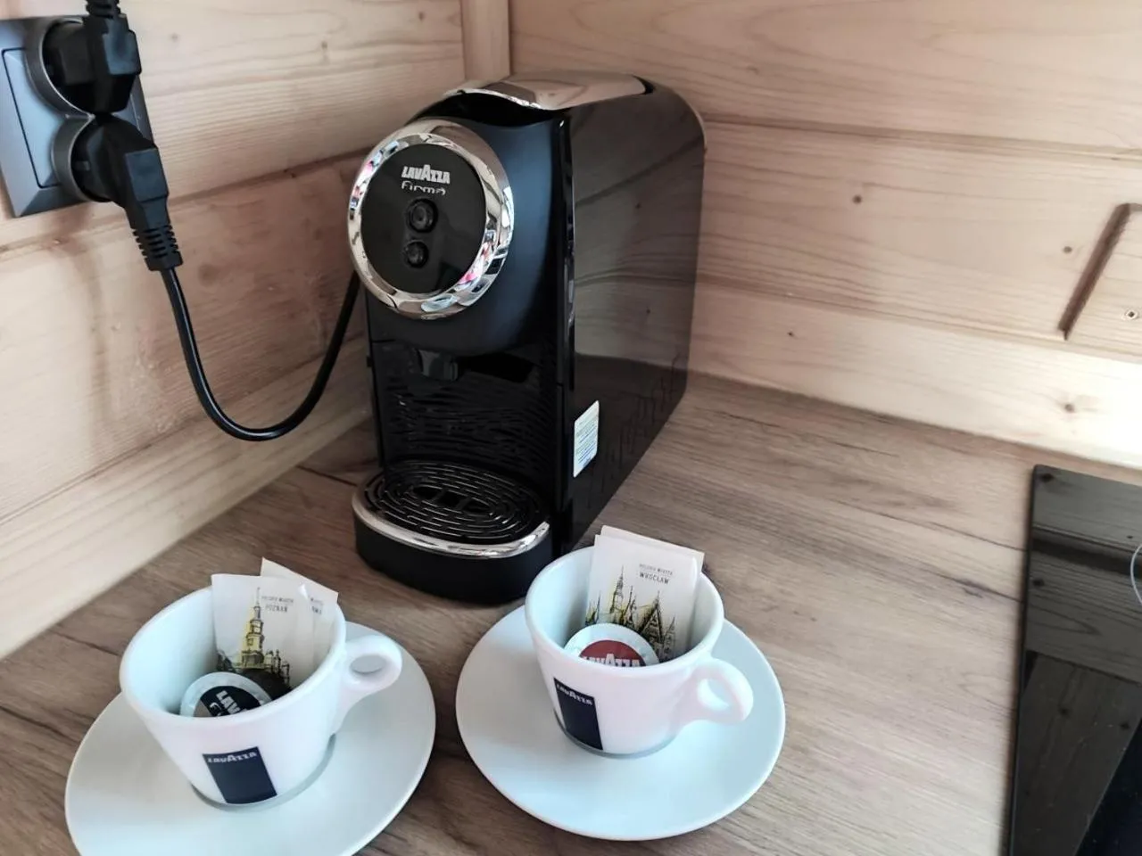 Coffee/tea facilities in Osada Widok na Góry - Dwa domki z Jacuzzi na wyłączność