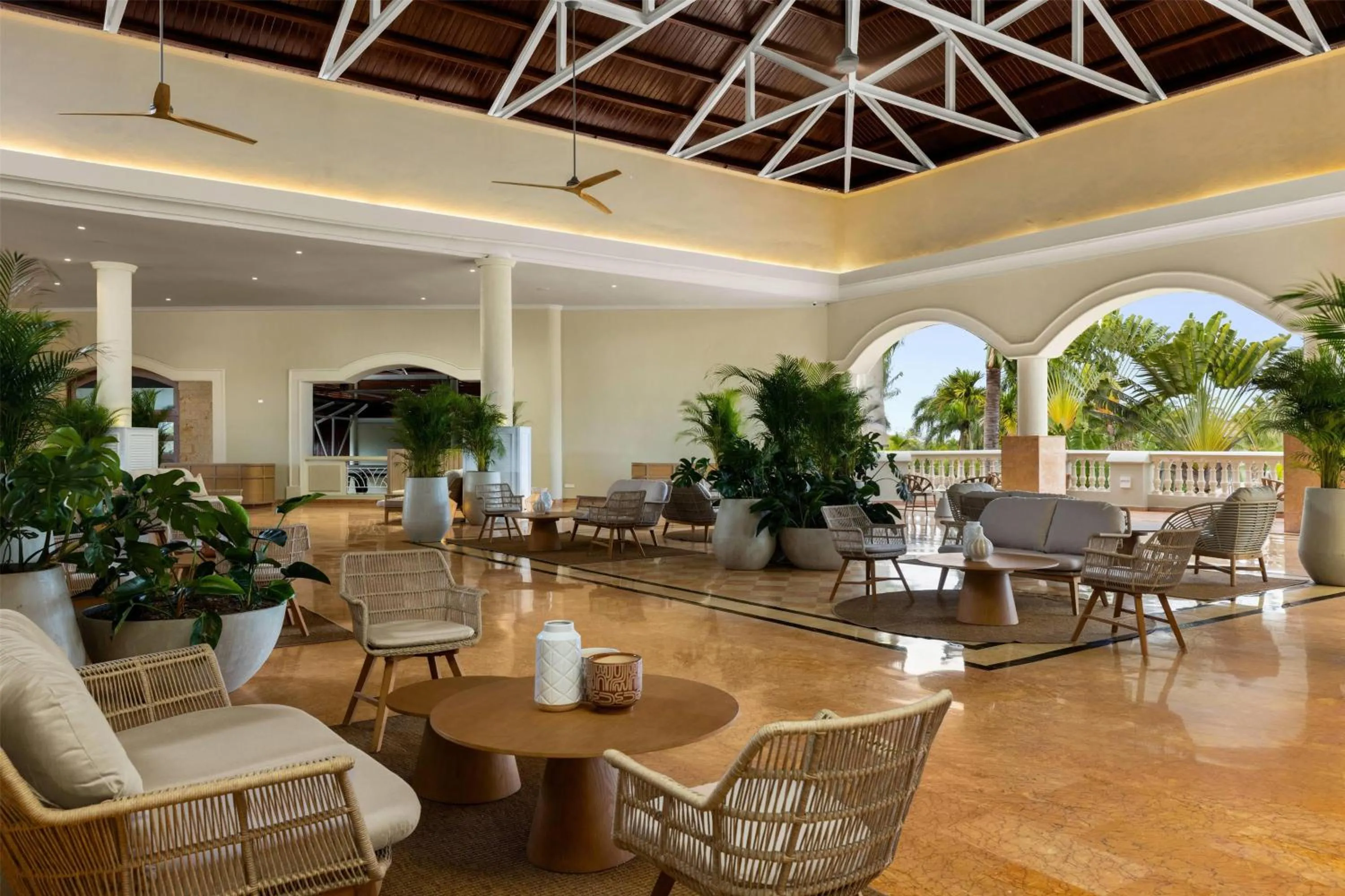 Lobby or reception in Wyndham Alltra Punta Cana All Inclusive Resort