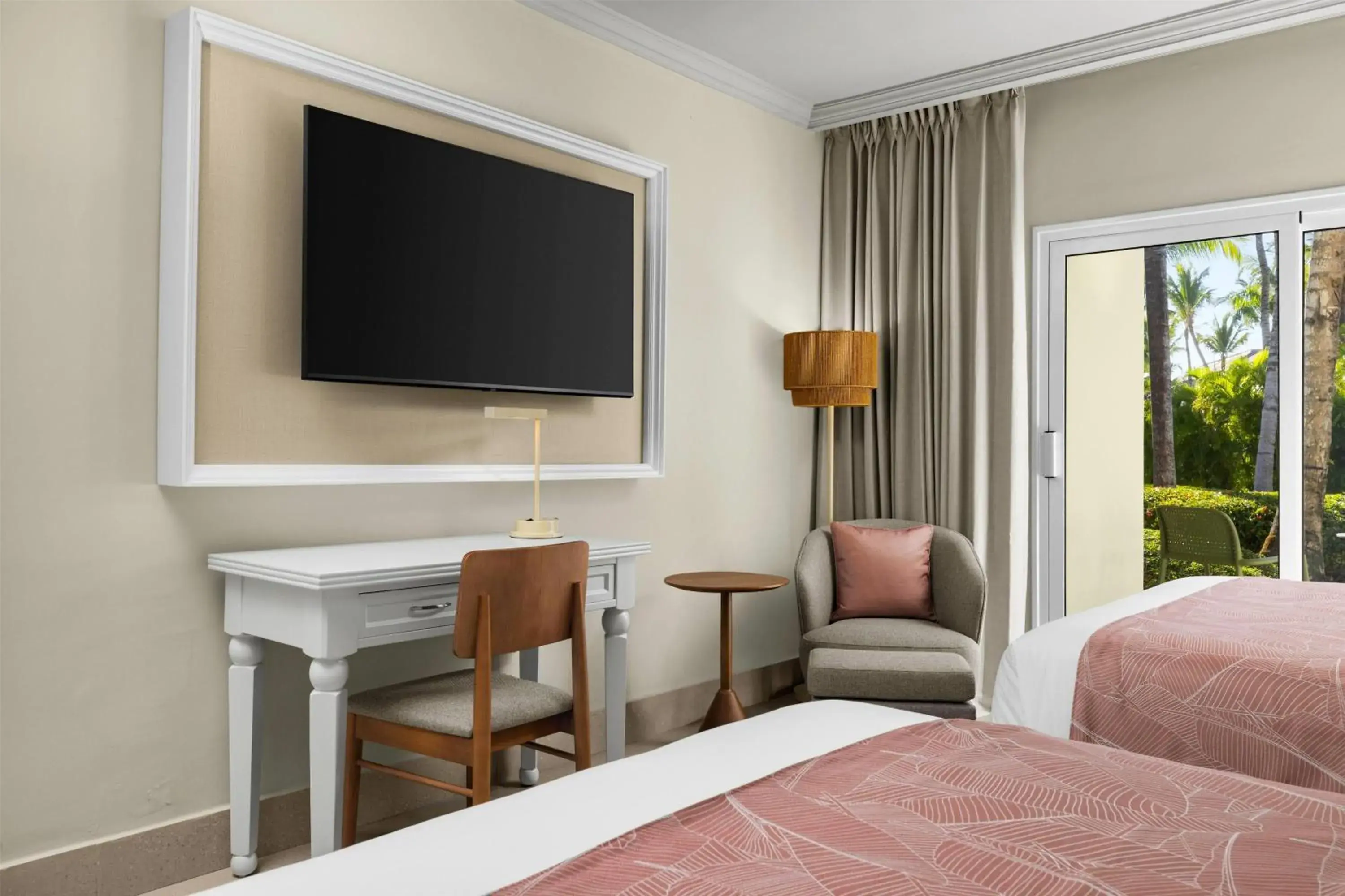 Photo of the whole room, Bed in Wyndham Alltra Punta Cana All Inclusive Resort Photo of the whole room, Bed in Wyndham Alltra Punta Cana All Inclusive Resort