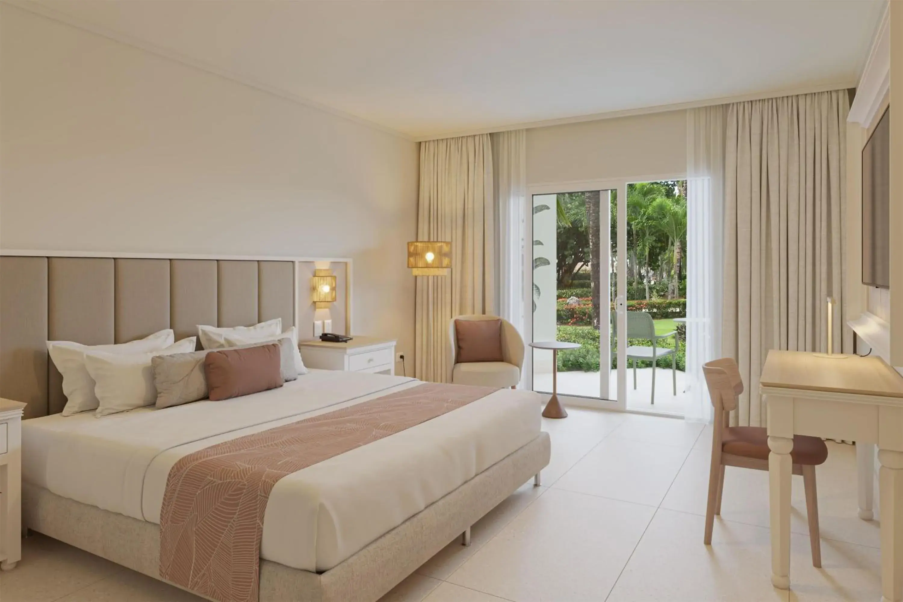 Photo of the whole room, Bed in Wyndham Alltra Punta Cana All Inclusive Resort Photo of the whole room, Bed in Wyndham Alltra Punta Cana All Inclusive Resort