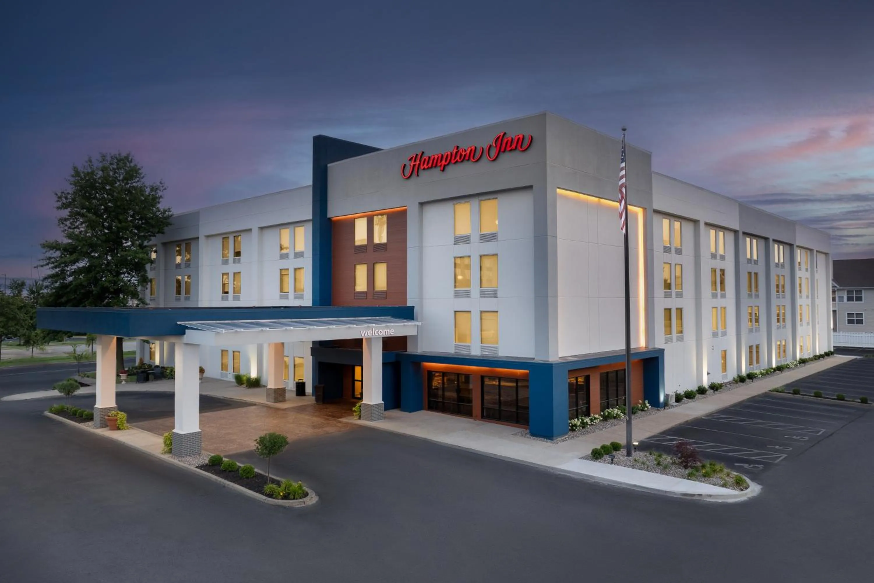 Property building in Hampton Inn Louisville Airport Fair/Expo Center