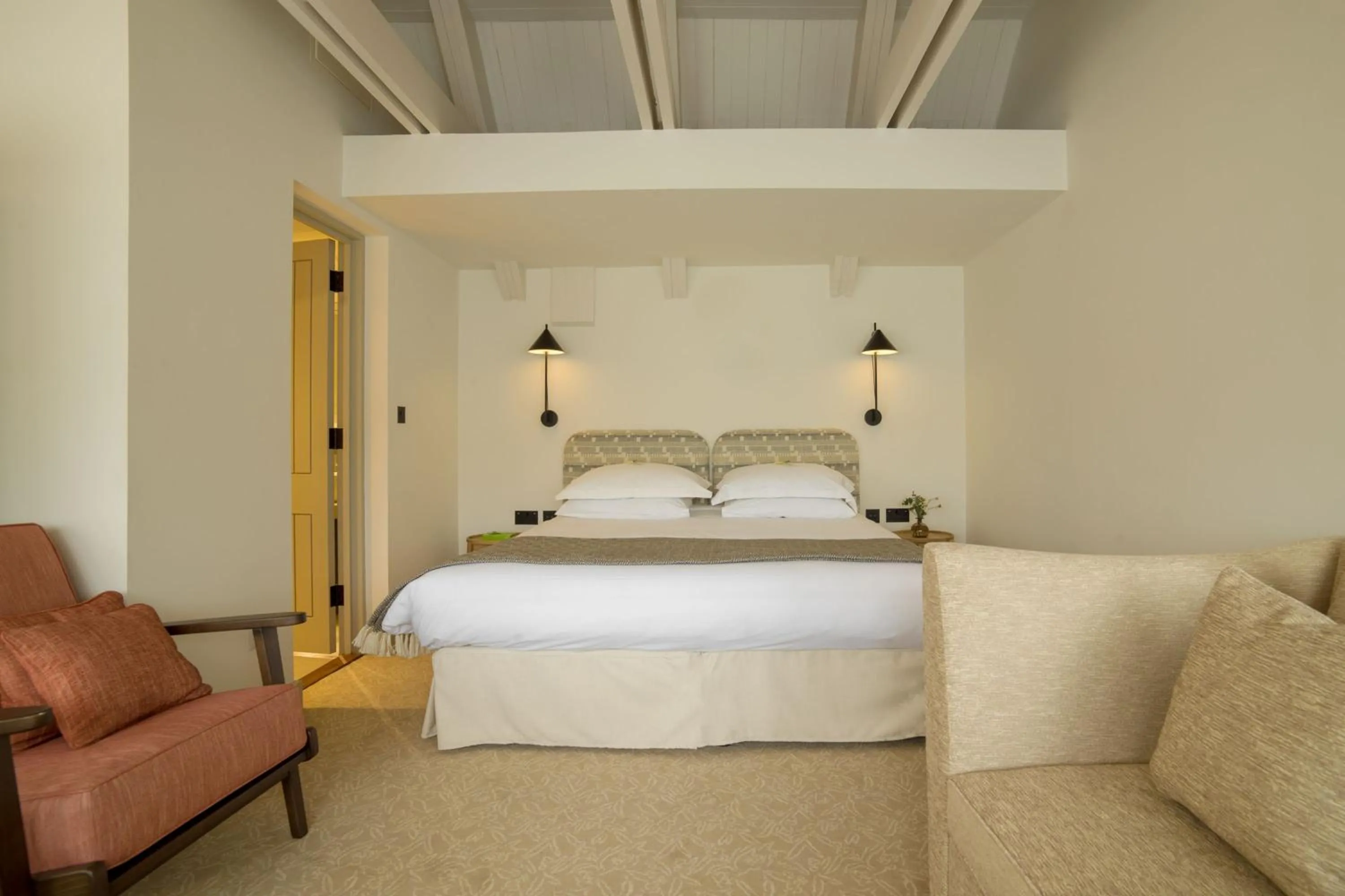 Photo of the whole room, Bed in Minster Mill Hotel