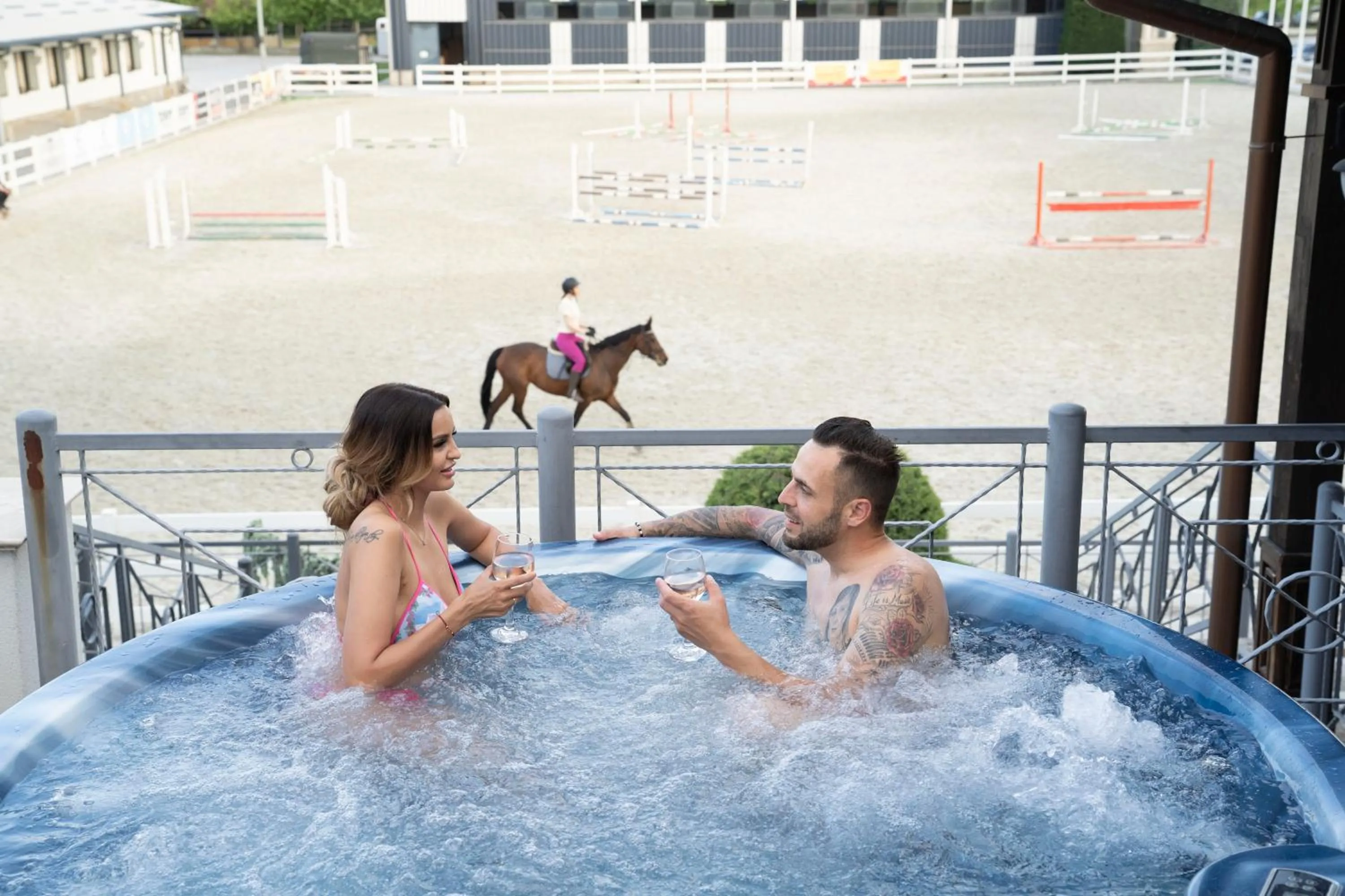 Hot Tub in Boutique Complex Trakiets