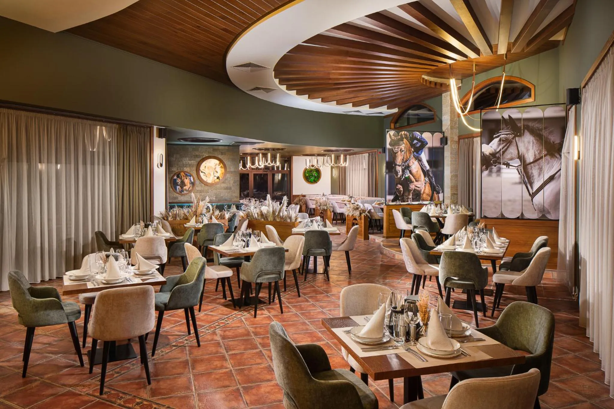 Restaurant/places to eat in Boutique Complex Trakiets