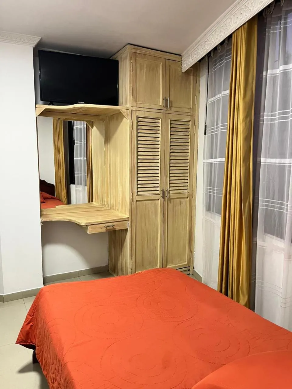Small Single Room - single occupancy in HOTEL COSTA DEL SOL FUSAGASUGa