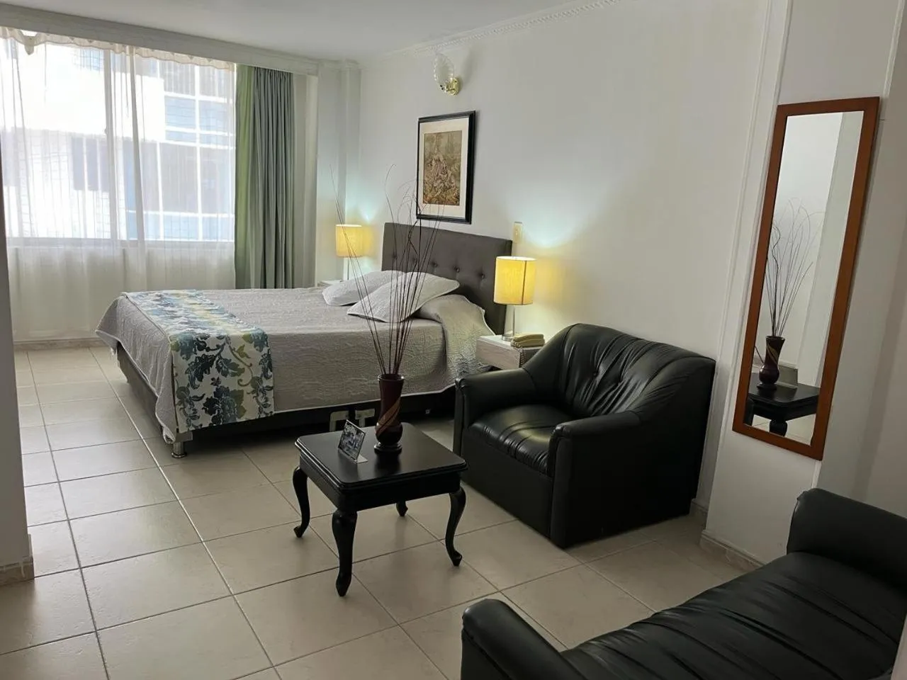 Deluxe King Suite - single occupancy in HOTEL COSTA DEL SOL FUSAGASUGa
