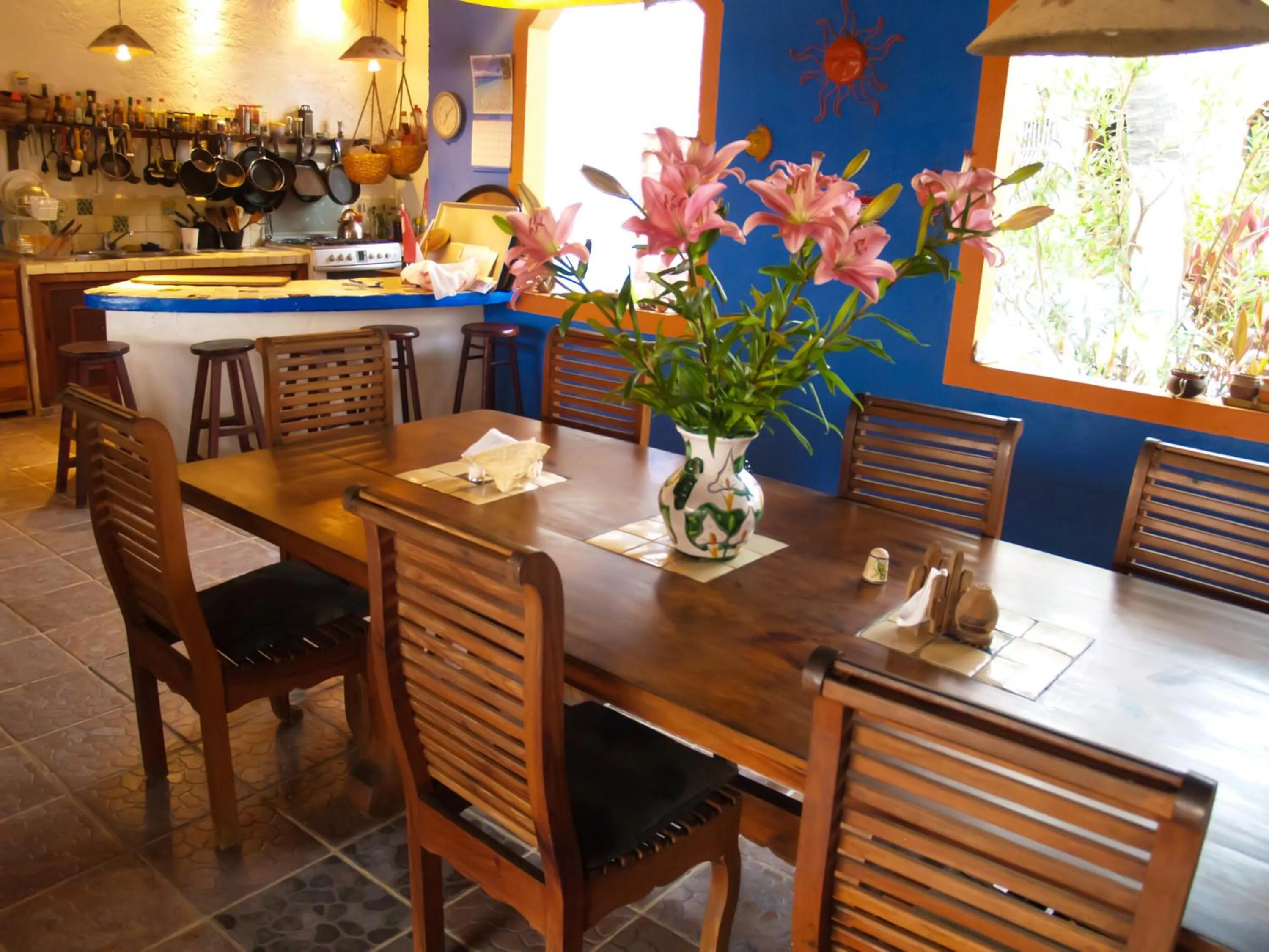 Restaurant/places to eat in Hotel Gilda