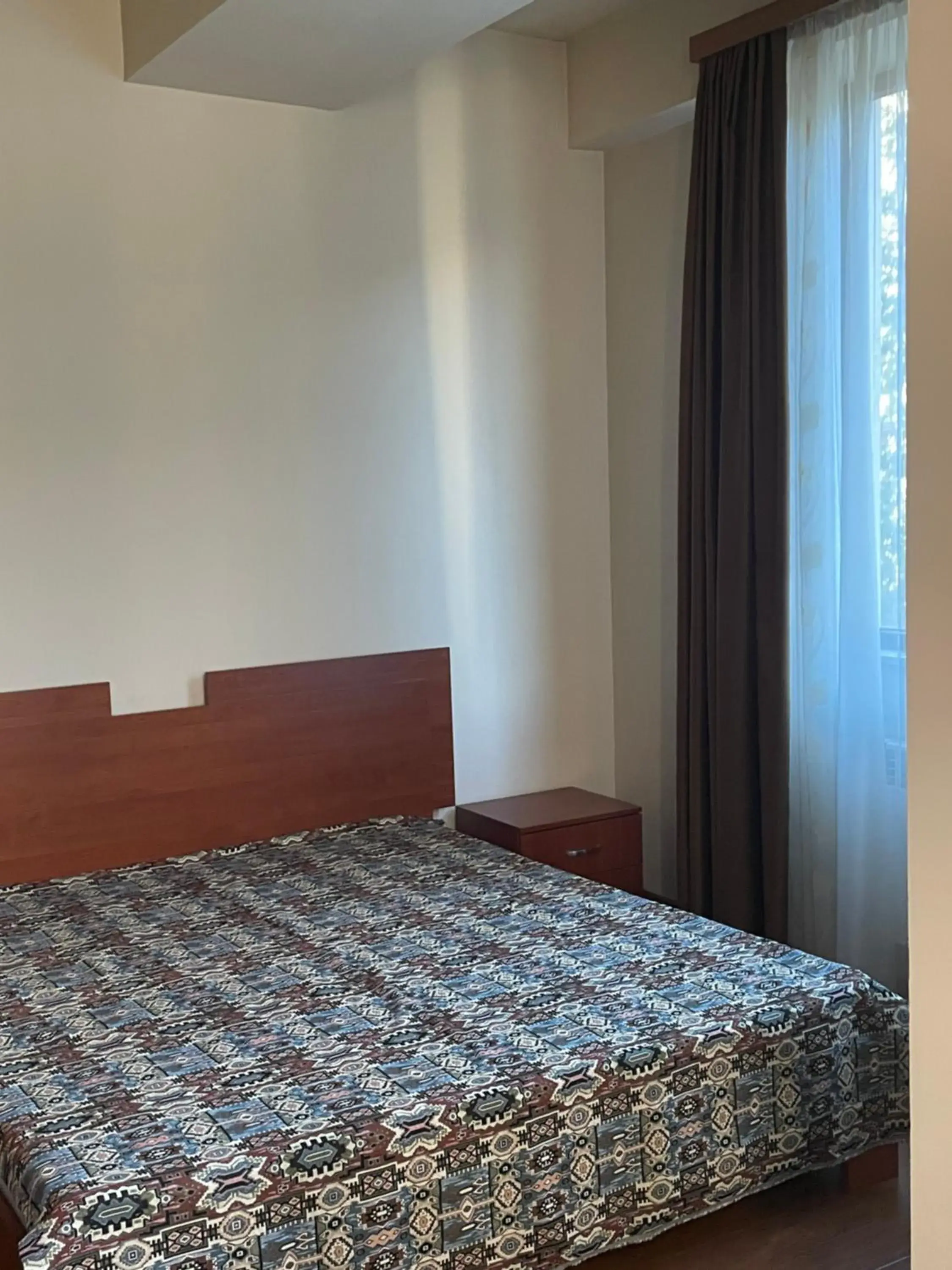 Bedroom, Bed in Hin Yerevantsi Hotel Bedroom, Bed in Hin Yerevantsi Hotel