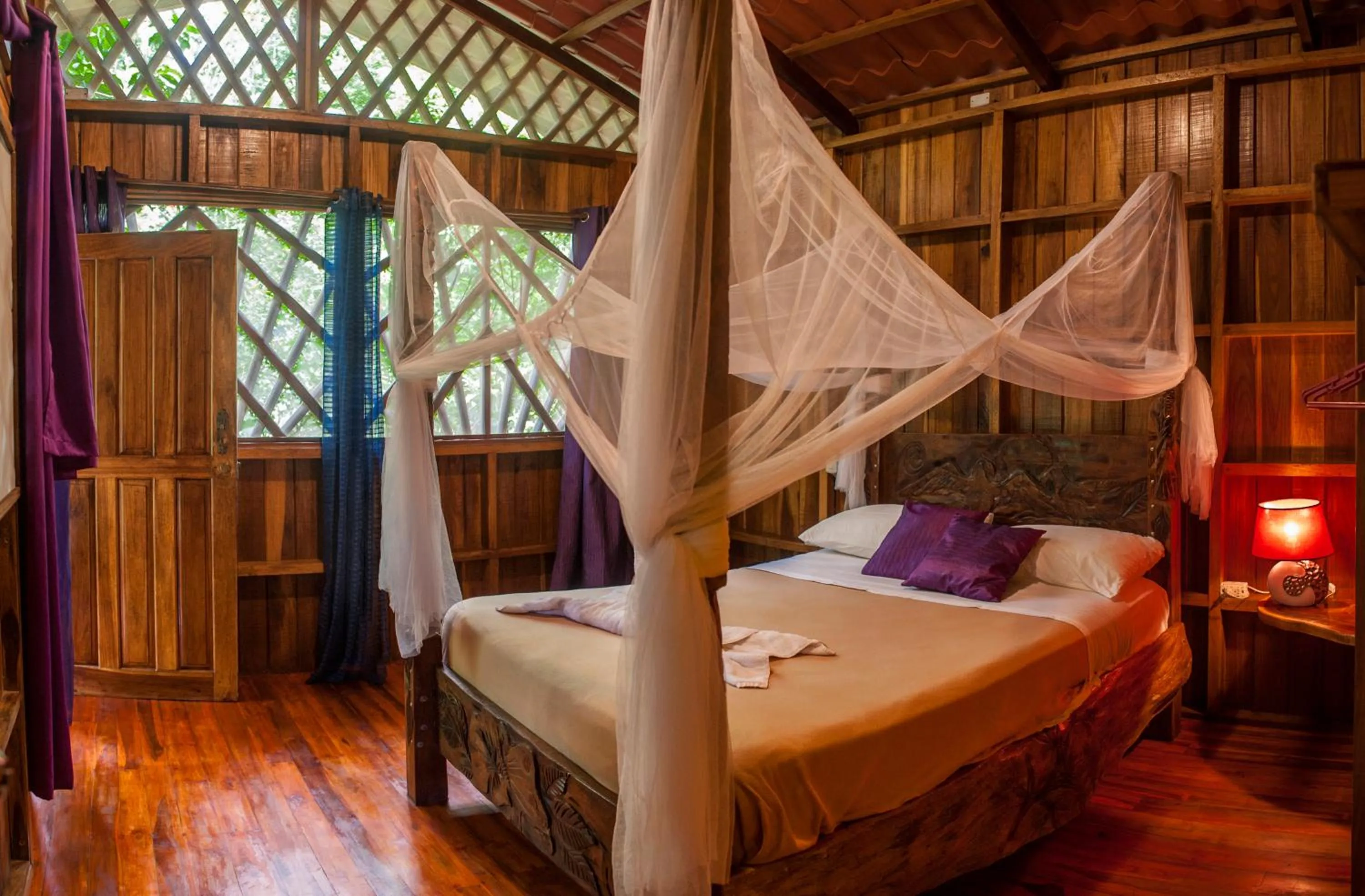 Bedroom, Bed in Tierra de Sueños Lodge & Wellness Center