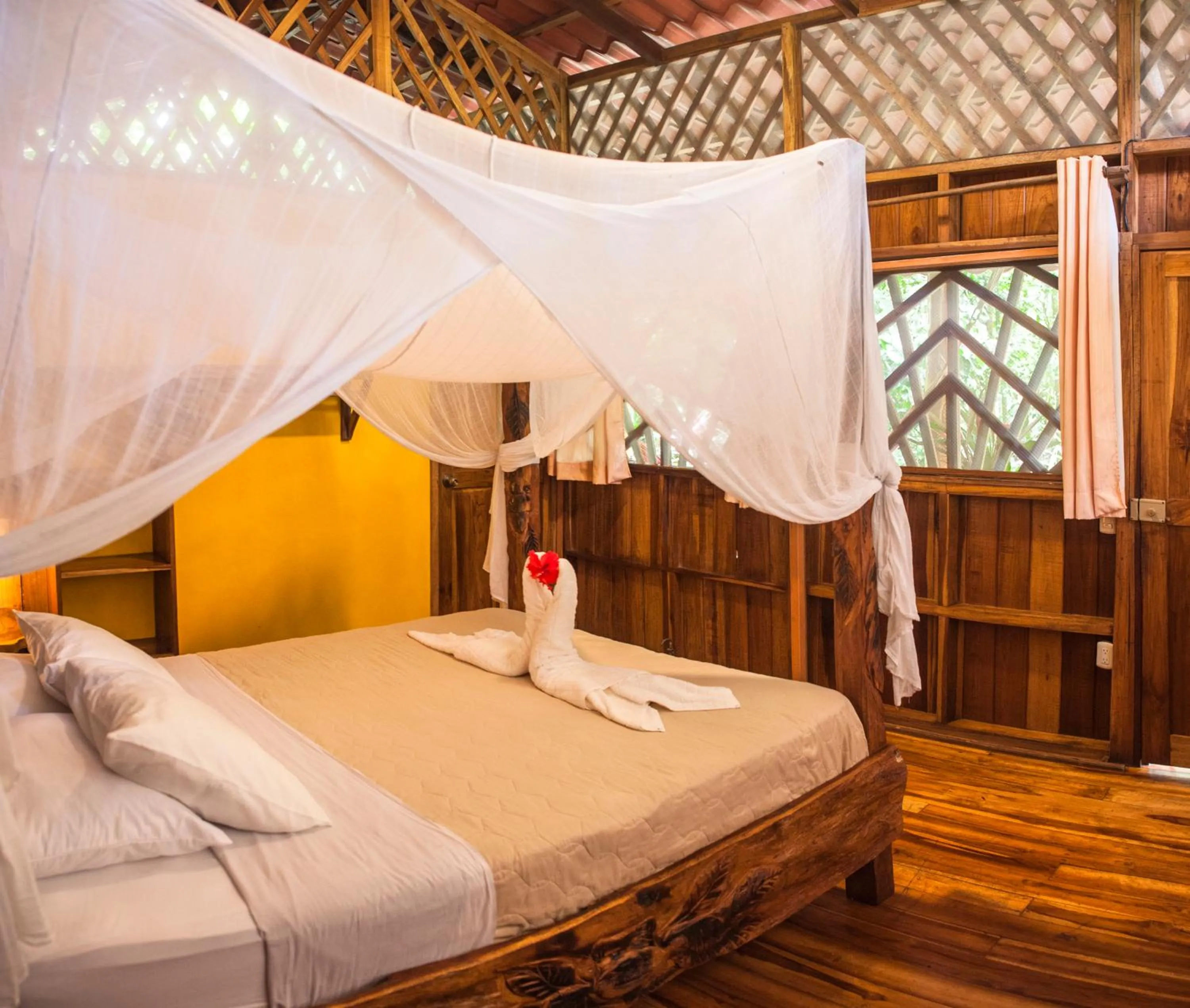 Bedroom, Bed in Tierra de Sueños Lodge & Wellness Center