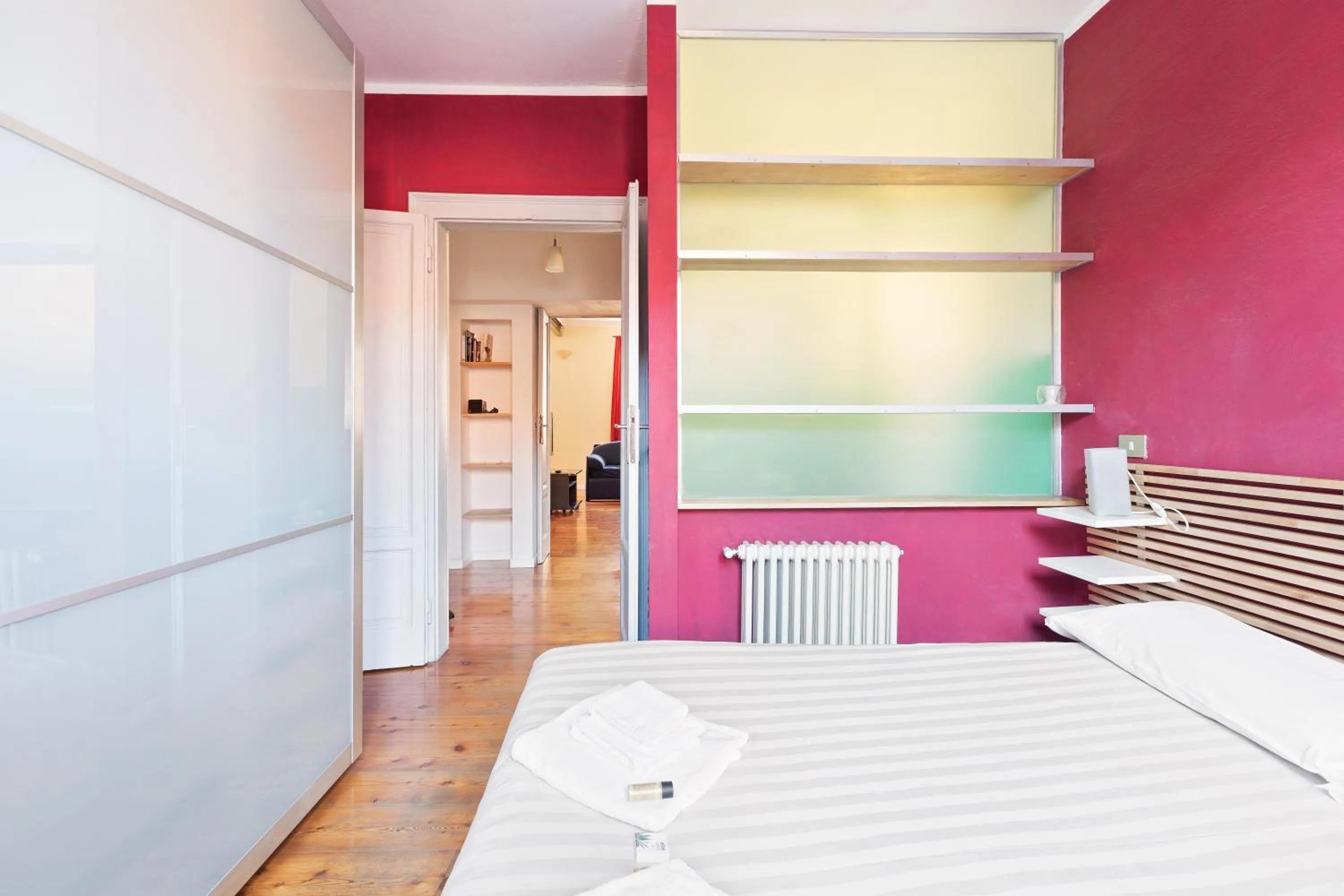 Bedroom, Bed in GuestHost - Corso Buenos Aires Colourful Flat