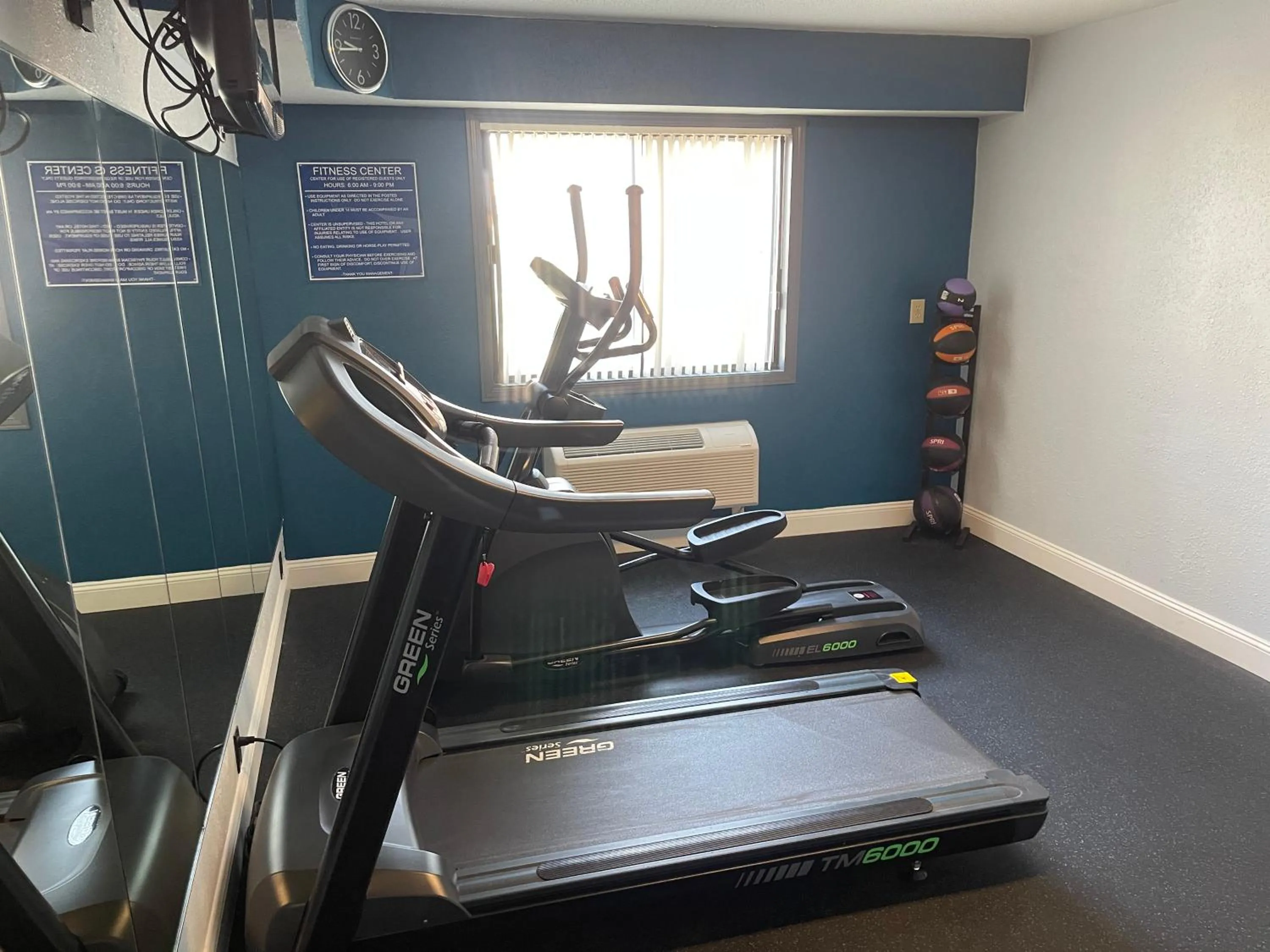 Fitness centre/facilities in Days Inn by Wyndham Muncie -Ball State University