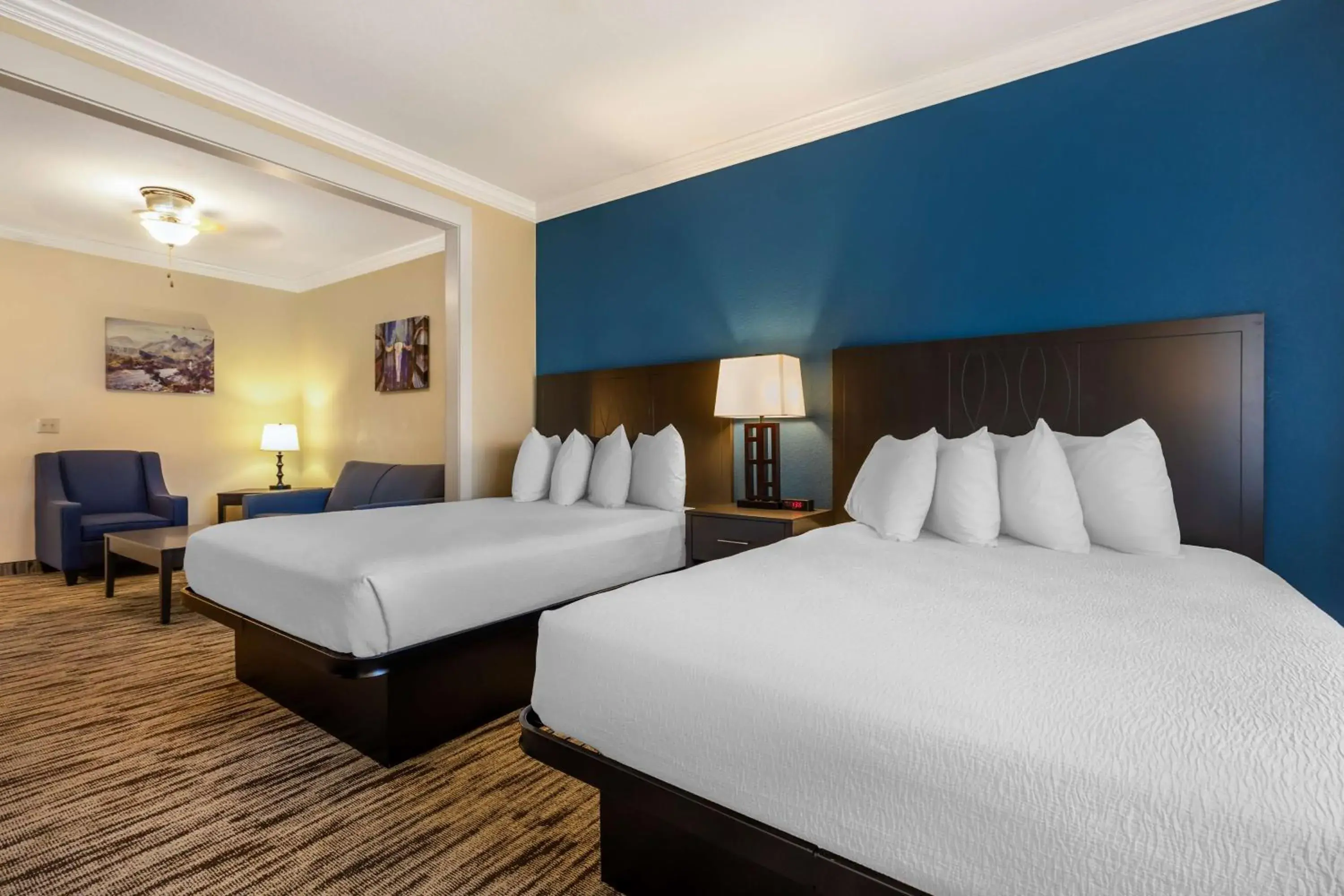 Photo of the whole room, Bed in Best Western Dinosaur Valley Inn & Suites Photo of the whole room, Bed in Best Western Dinosaur Valley Inn & Suites