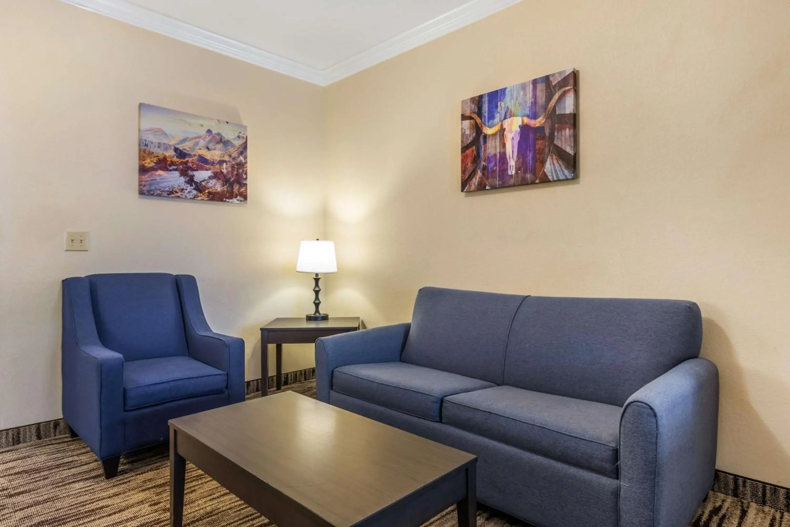 Photo of the whole room in Best Western Dinosaur Valley Inn & Suites Photo of the whole room in Best Western Dinosaur Valley Inn & Suites