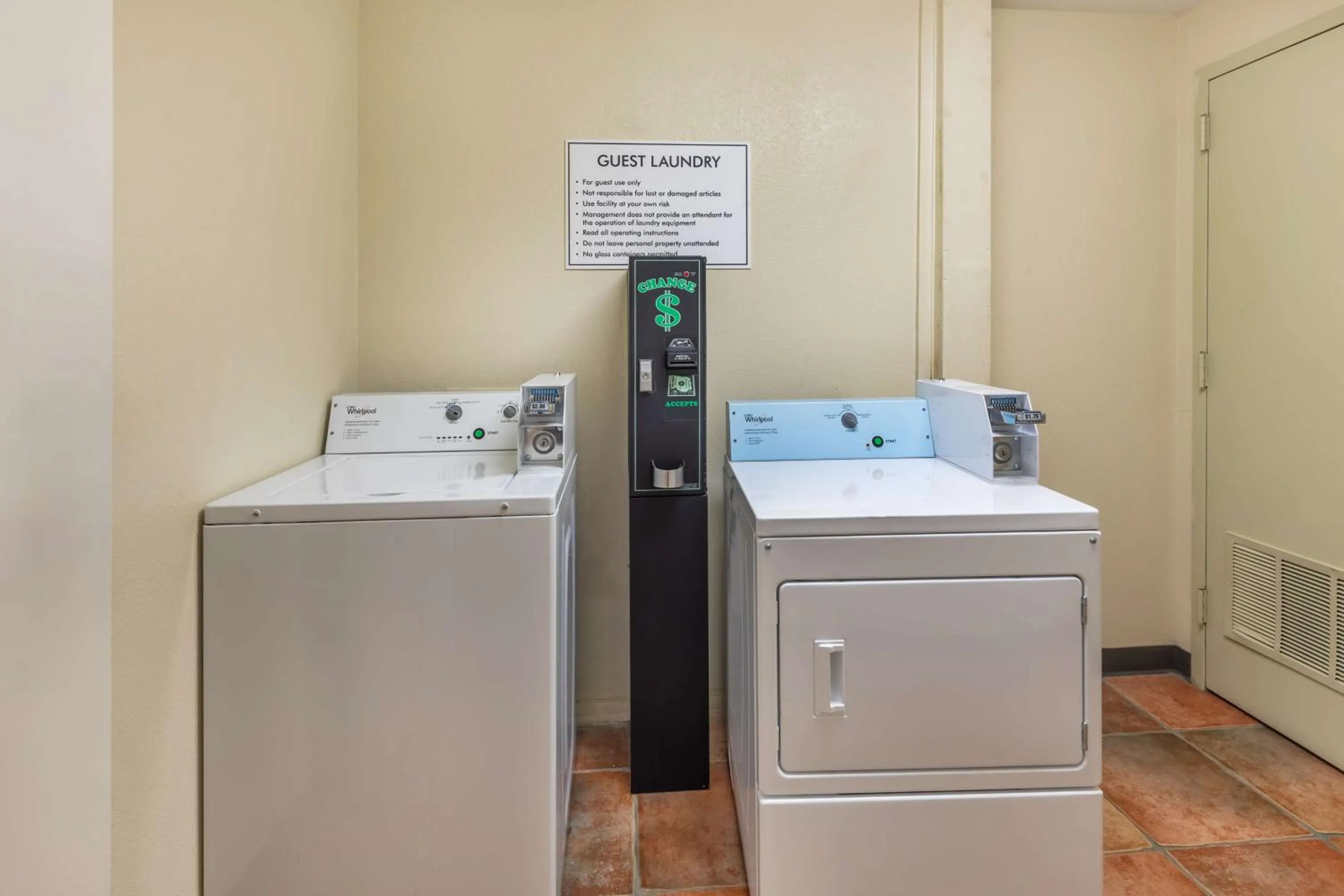 laundry in Best Western Dinosaur Valley Inn & Suites