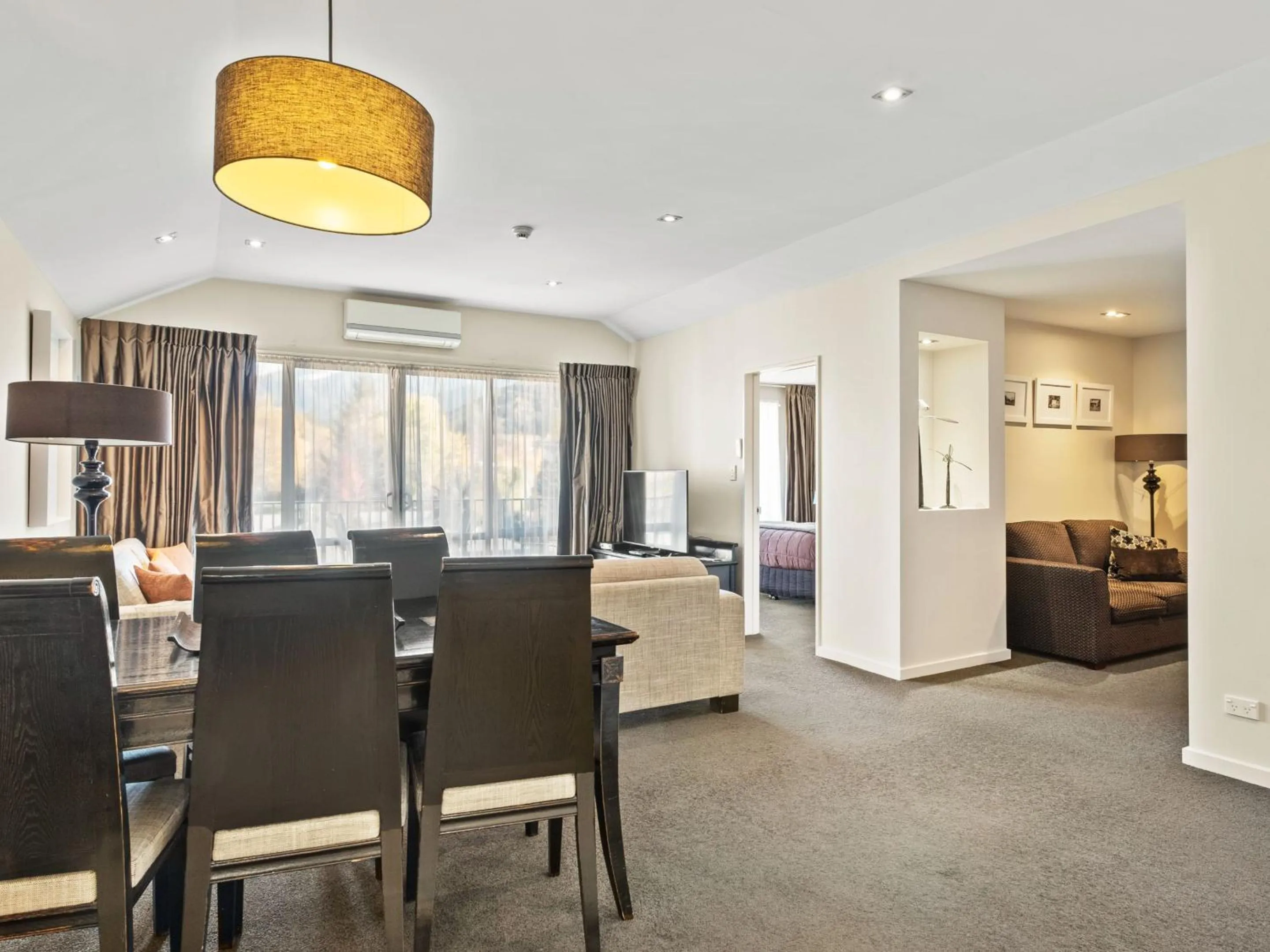 Dining area in Clear Ridge Apartments