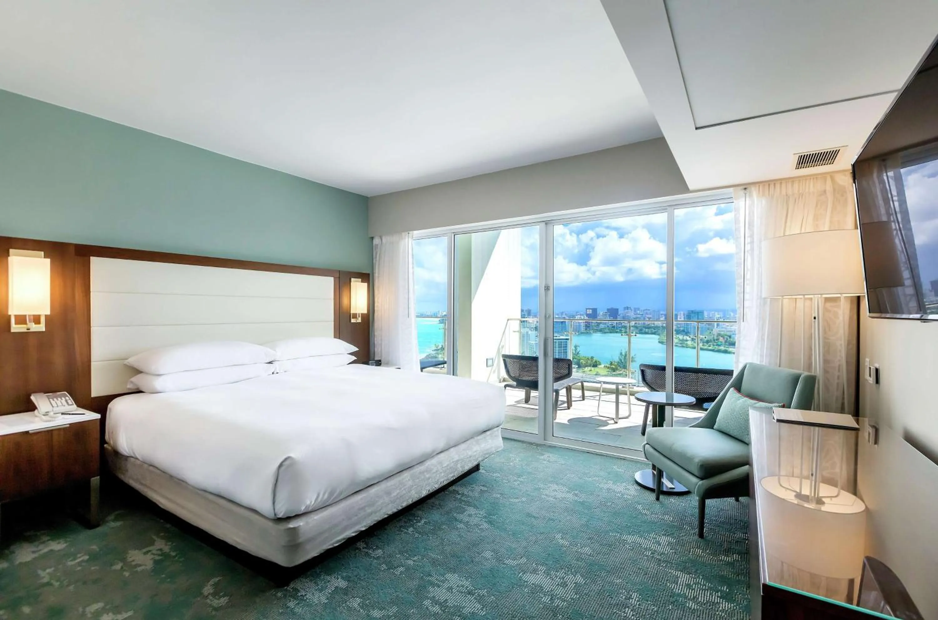 Bed in Caribe Hilton