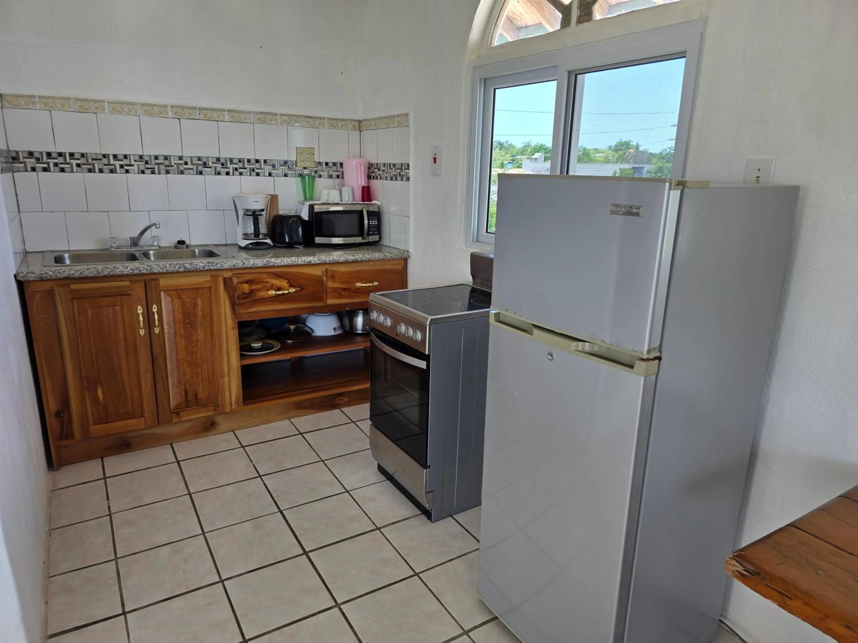 Kitchen or kitchenette in Home Sweet Home Resort
