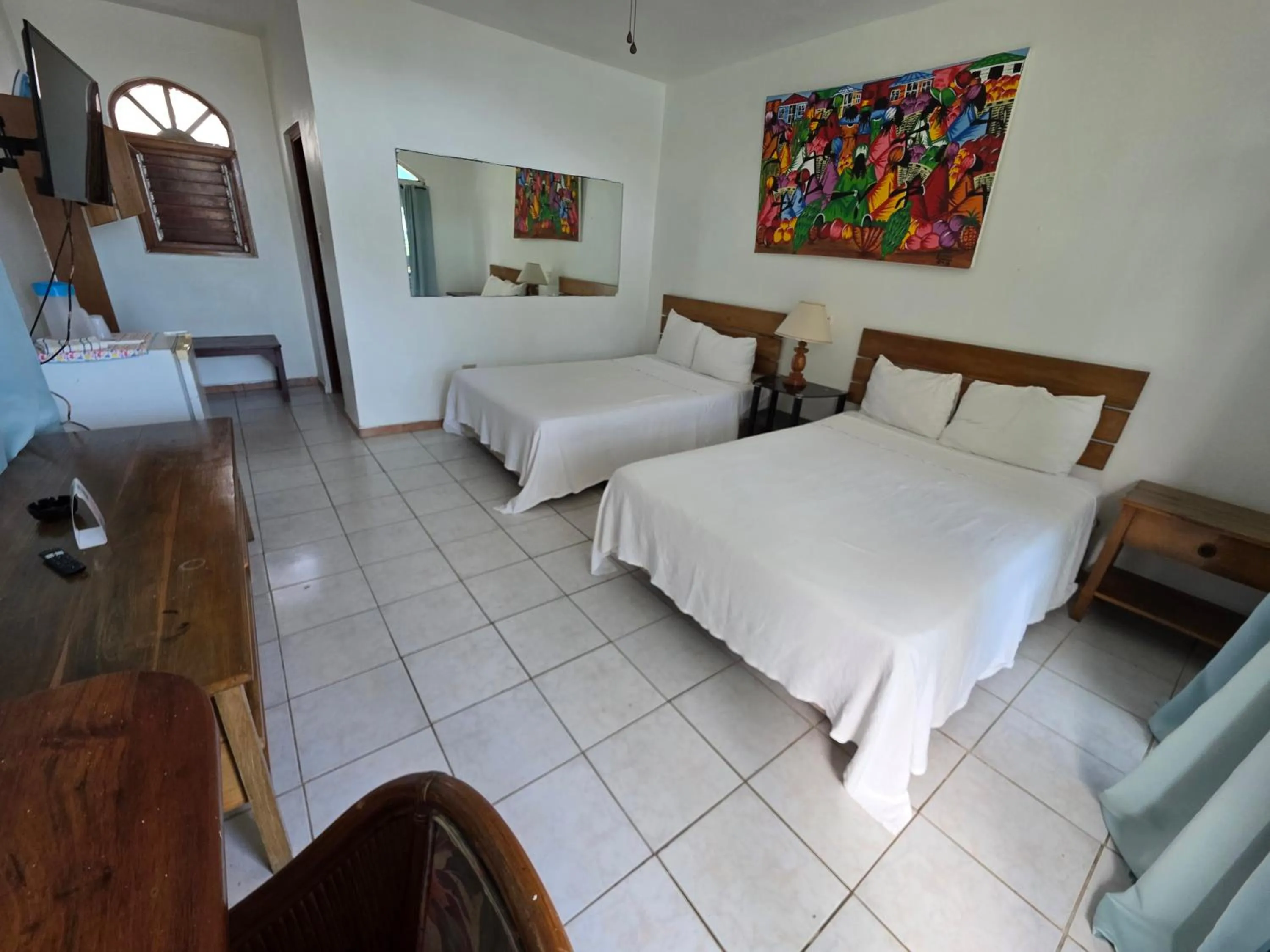 Photo of the whole room, Bed in Home Sweet Home Resort