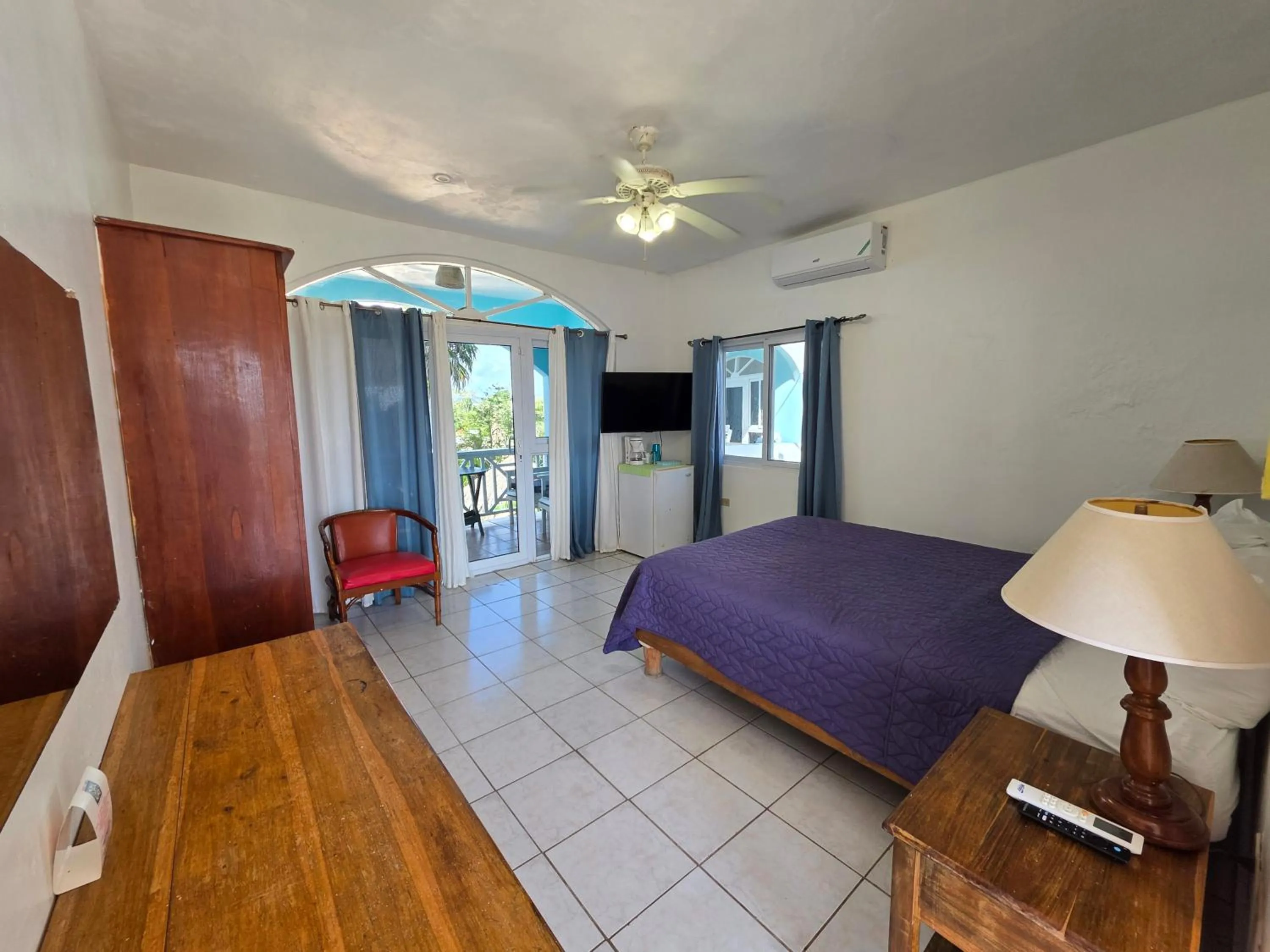 Bed in Home Sweet Home Resort