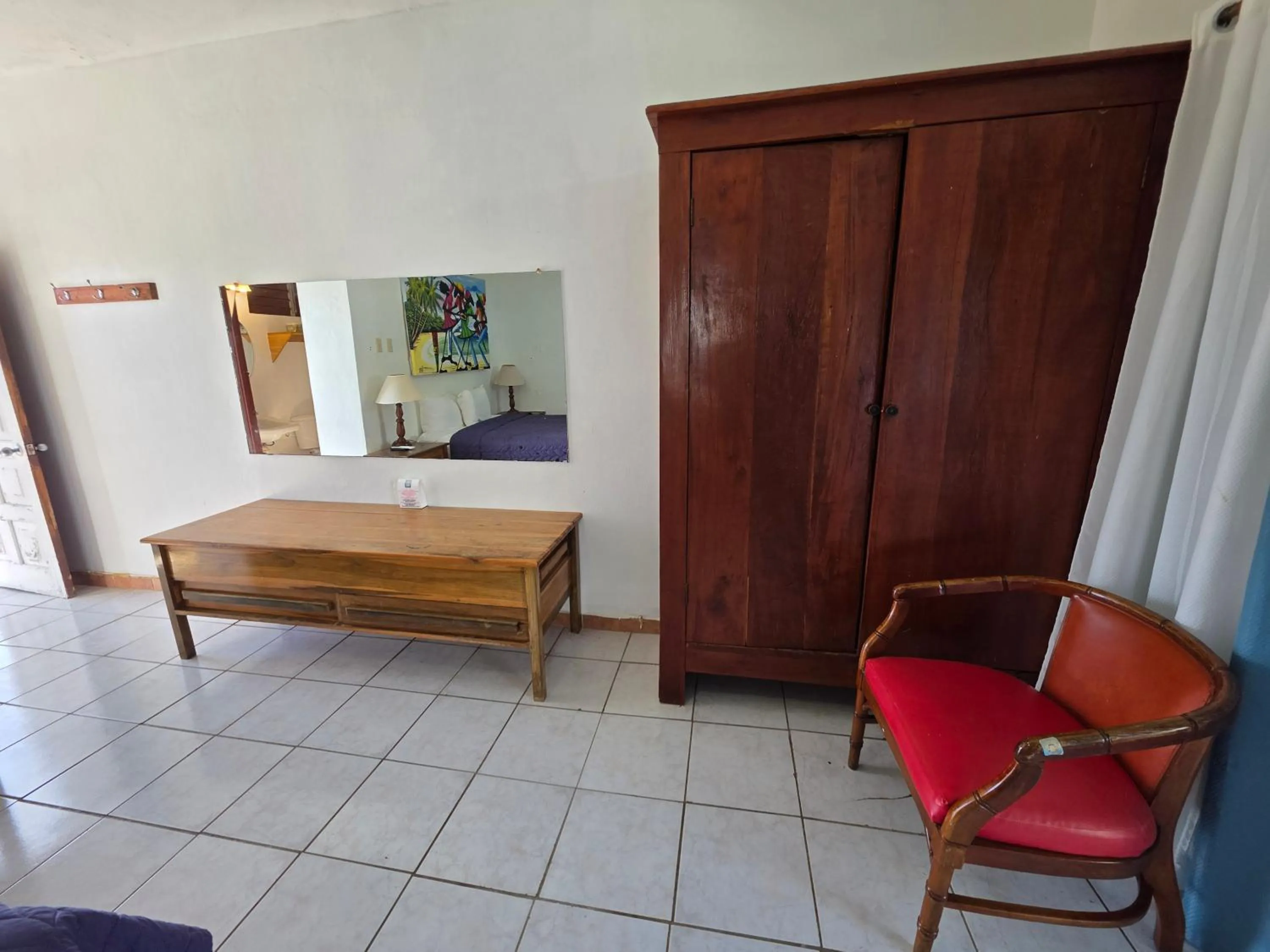 Seating area, Bed in Home Sweet Home Resort