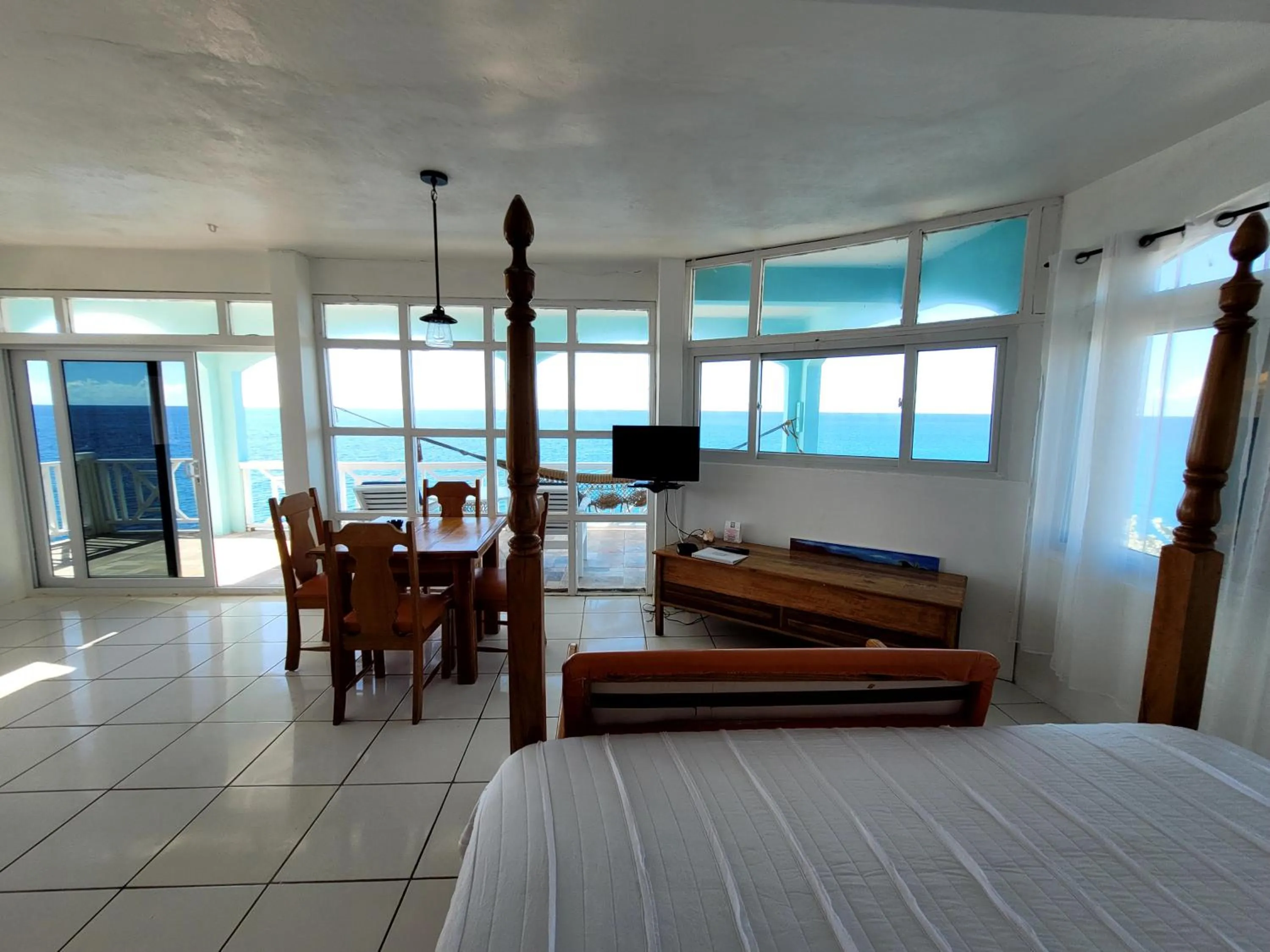 Bed in Home Sweet Home Resort