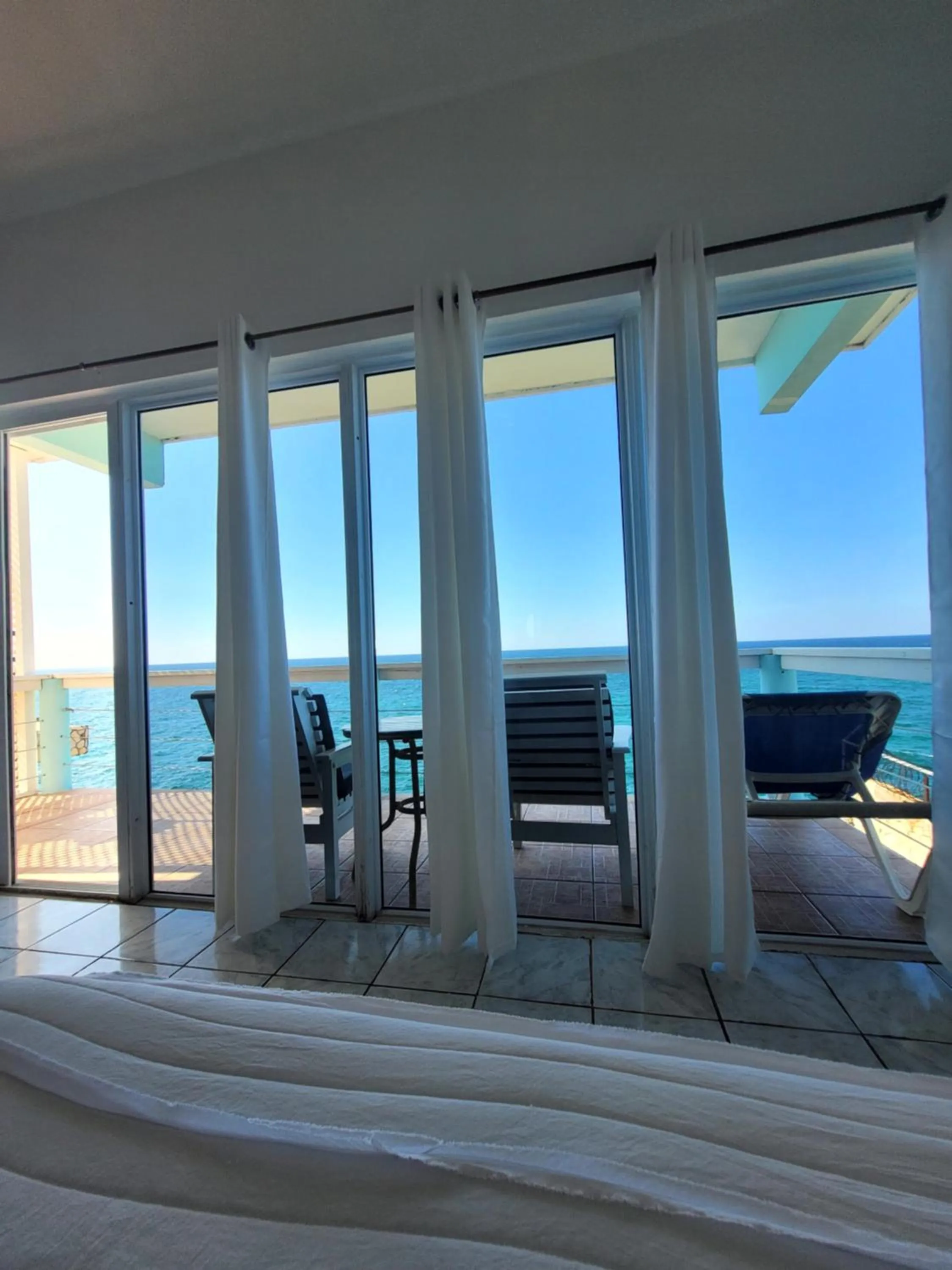 Bed in Home Sweet Home Resort