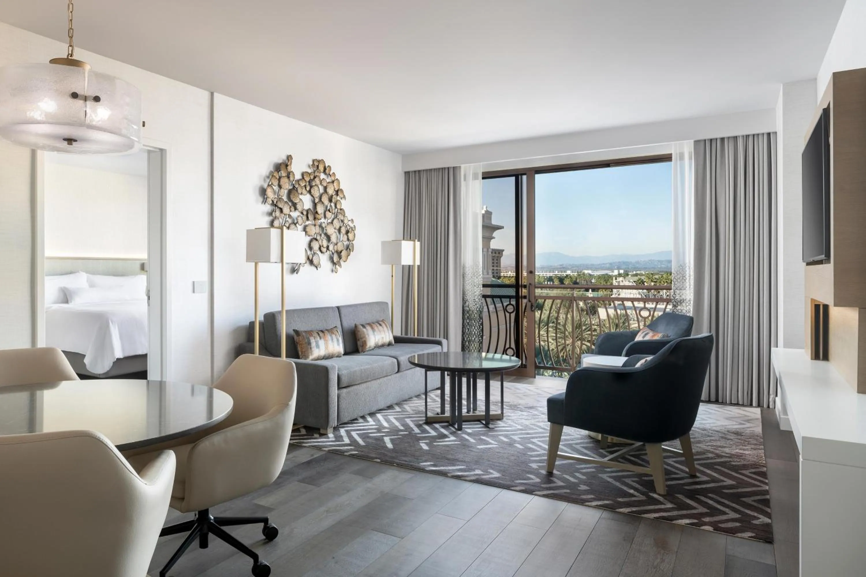 Living room in The Westin Anaheim Resort