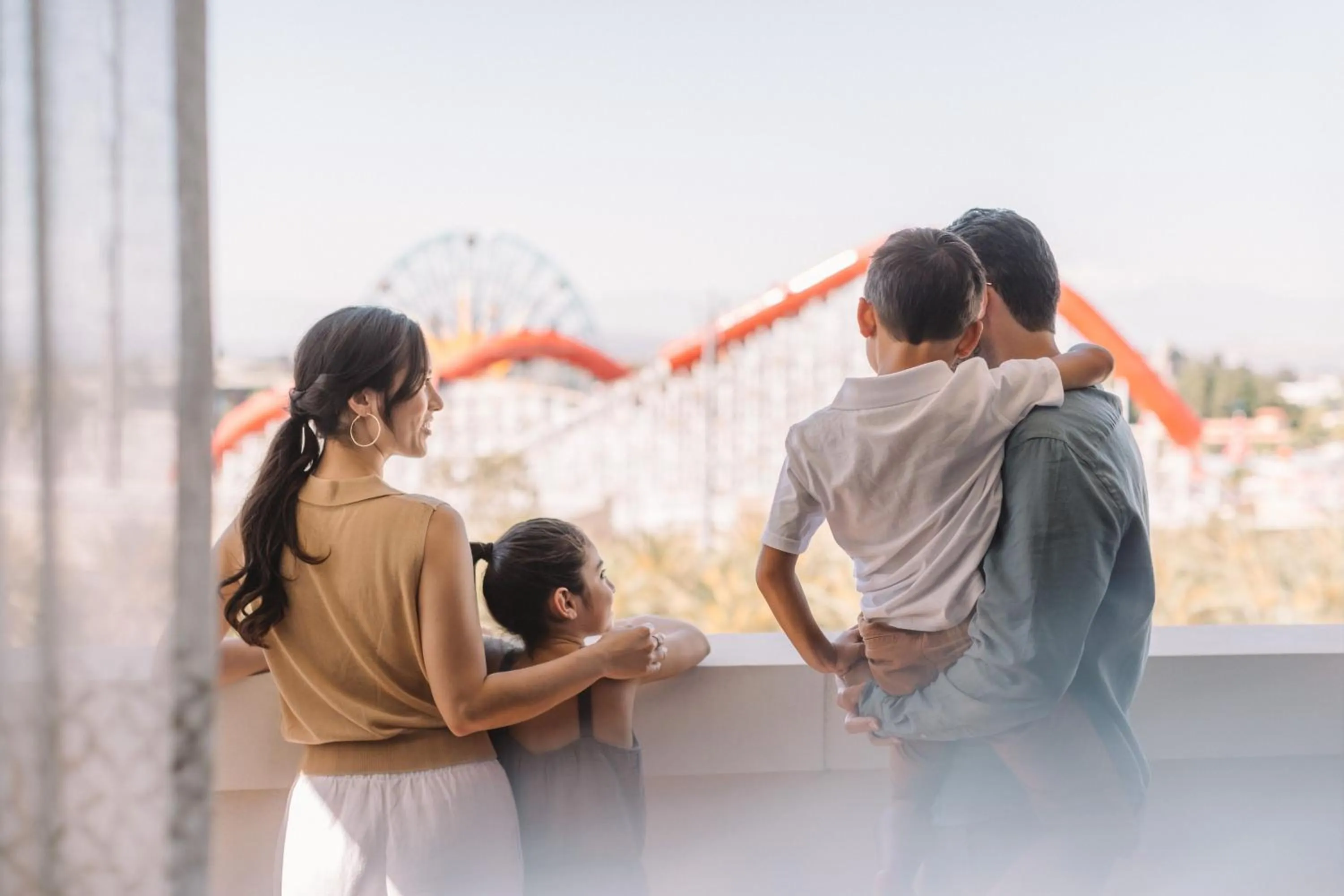 Photo of the whole room in The Westin Anaheim Resort